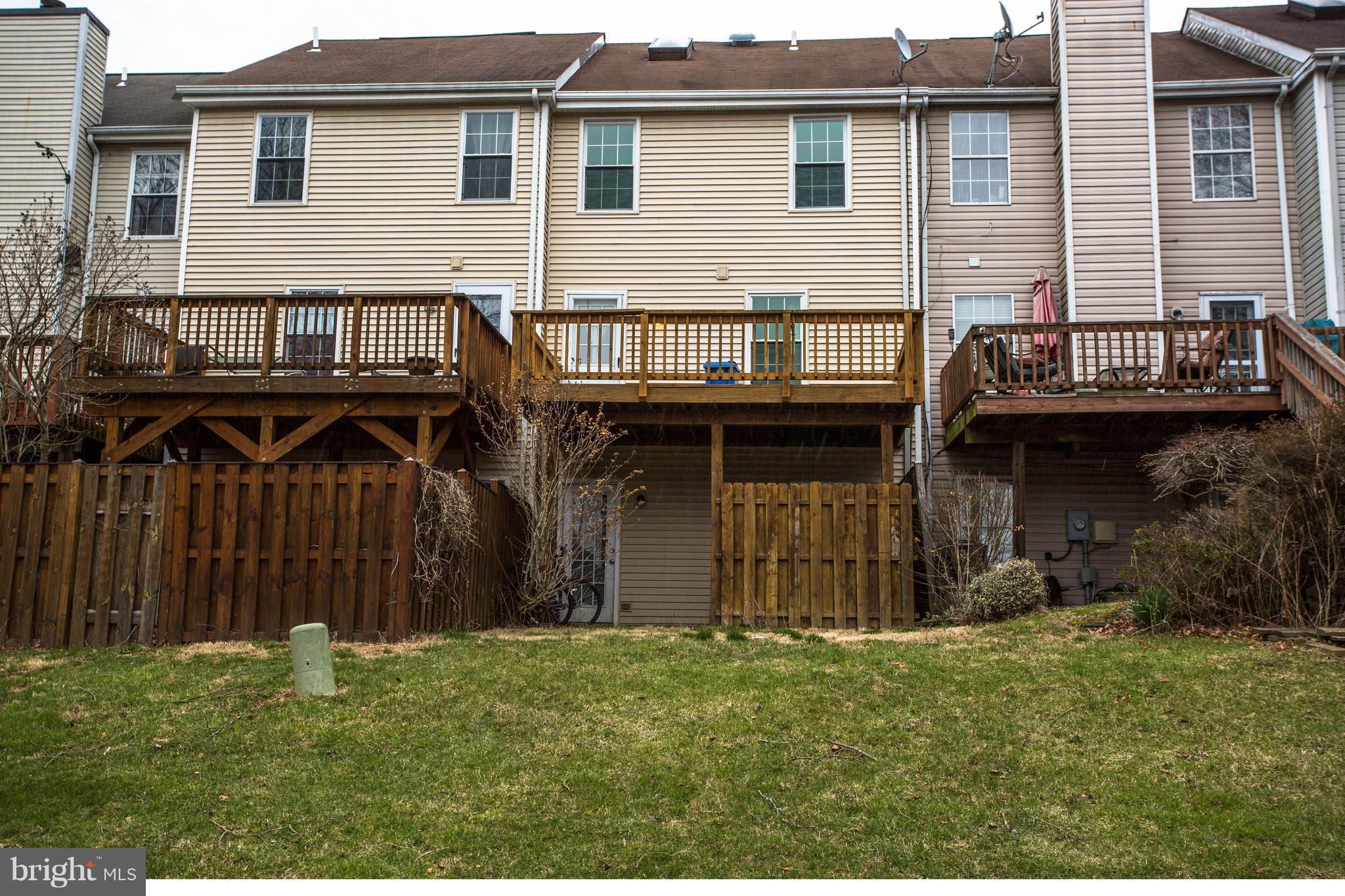 GUNNERS LAKE VILLAGE - Residential Lease