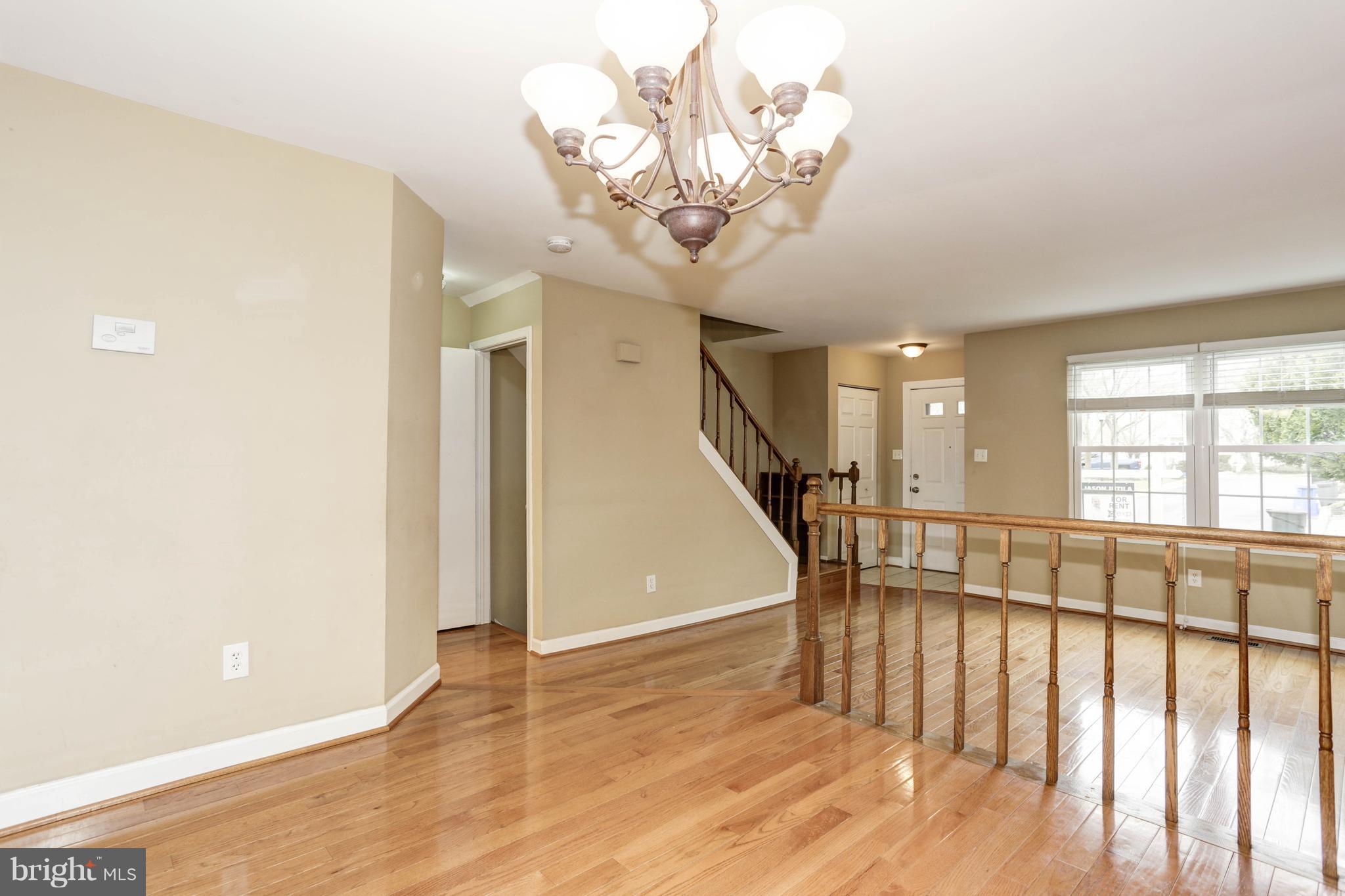 GUNNERS LAKE VILLAGE - Residential Lease