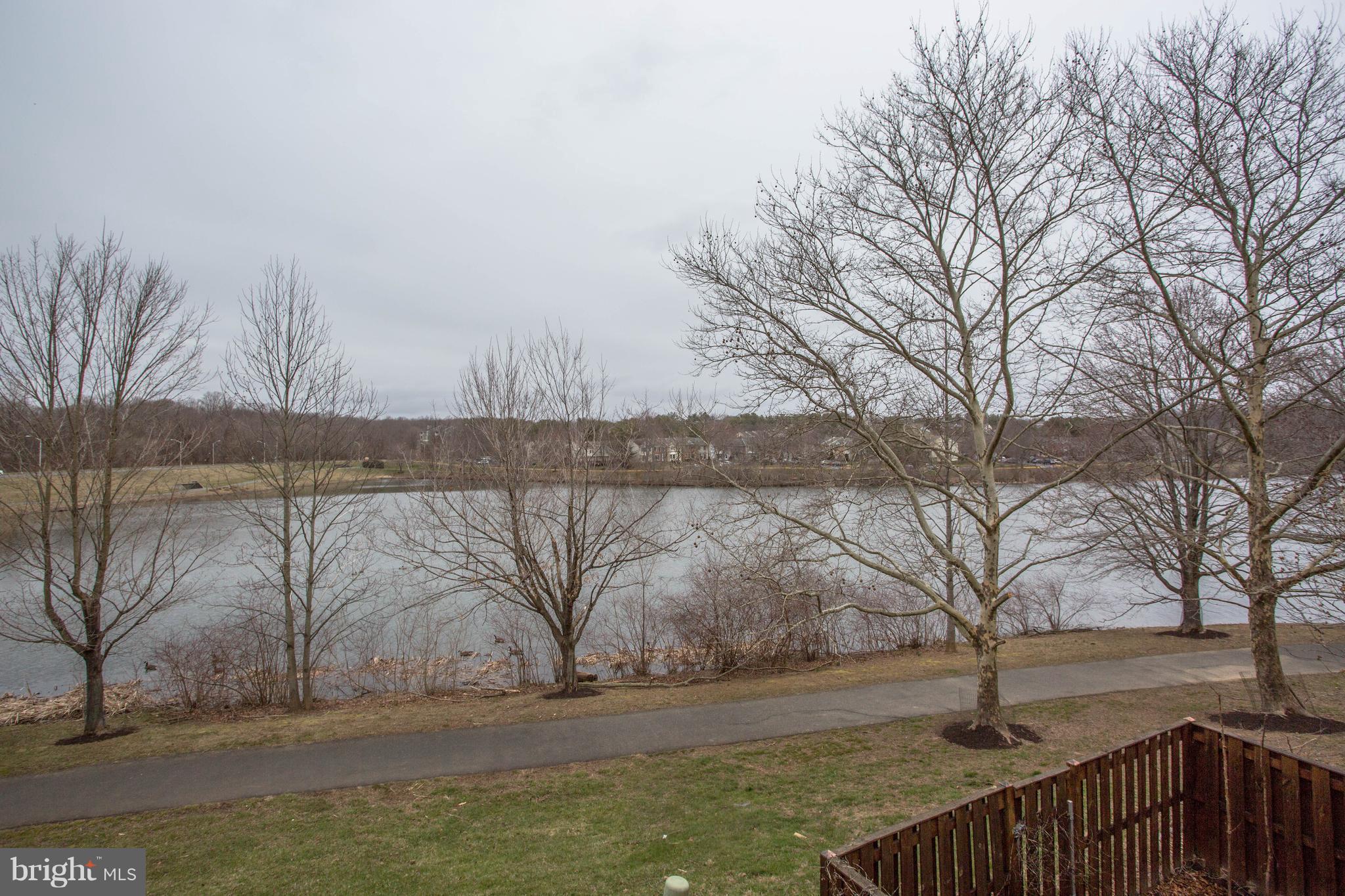 GUNNERS LAKE VILLAGE - Residential Lease