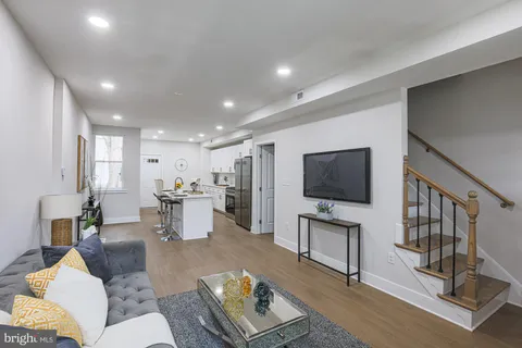 MLS: MDBA2161906