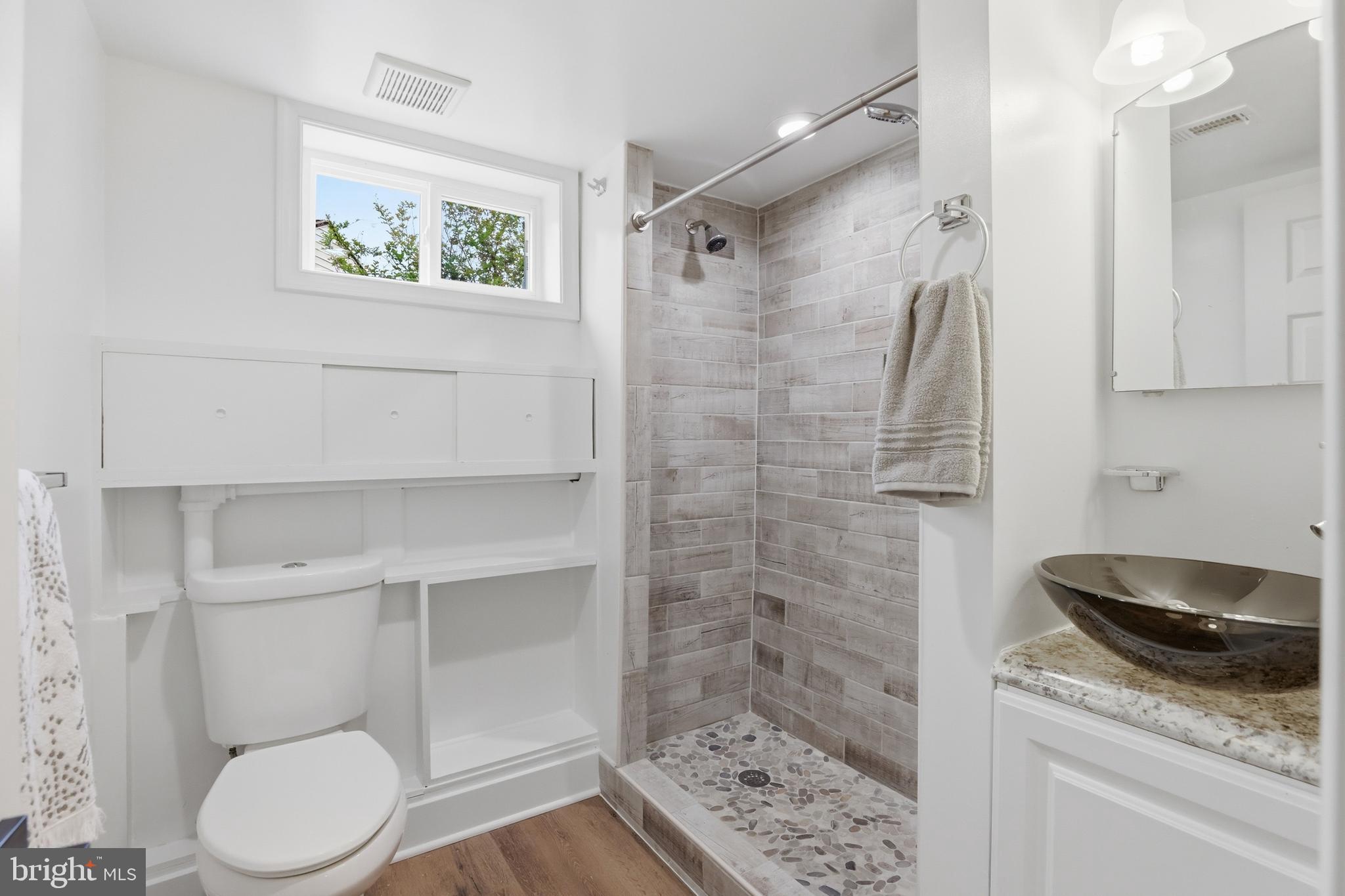 HOLLYWOOD - Residential