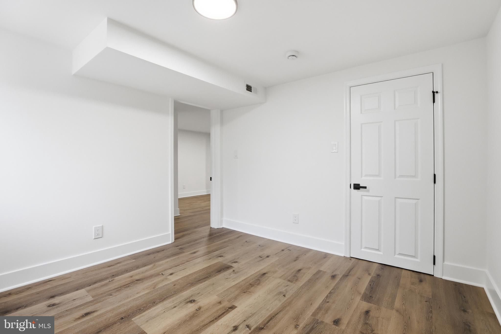 HOLLYWOOD - Residential