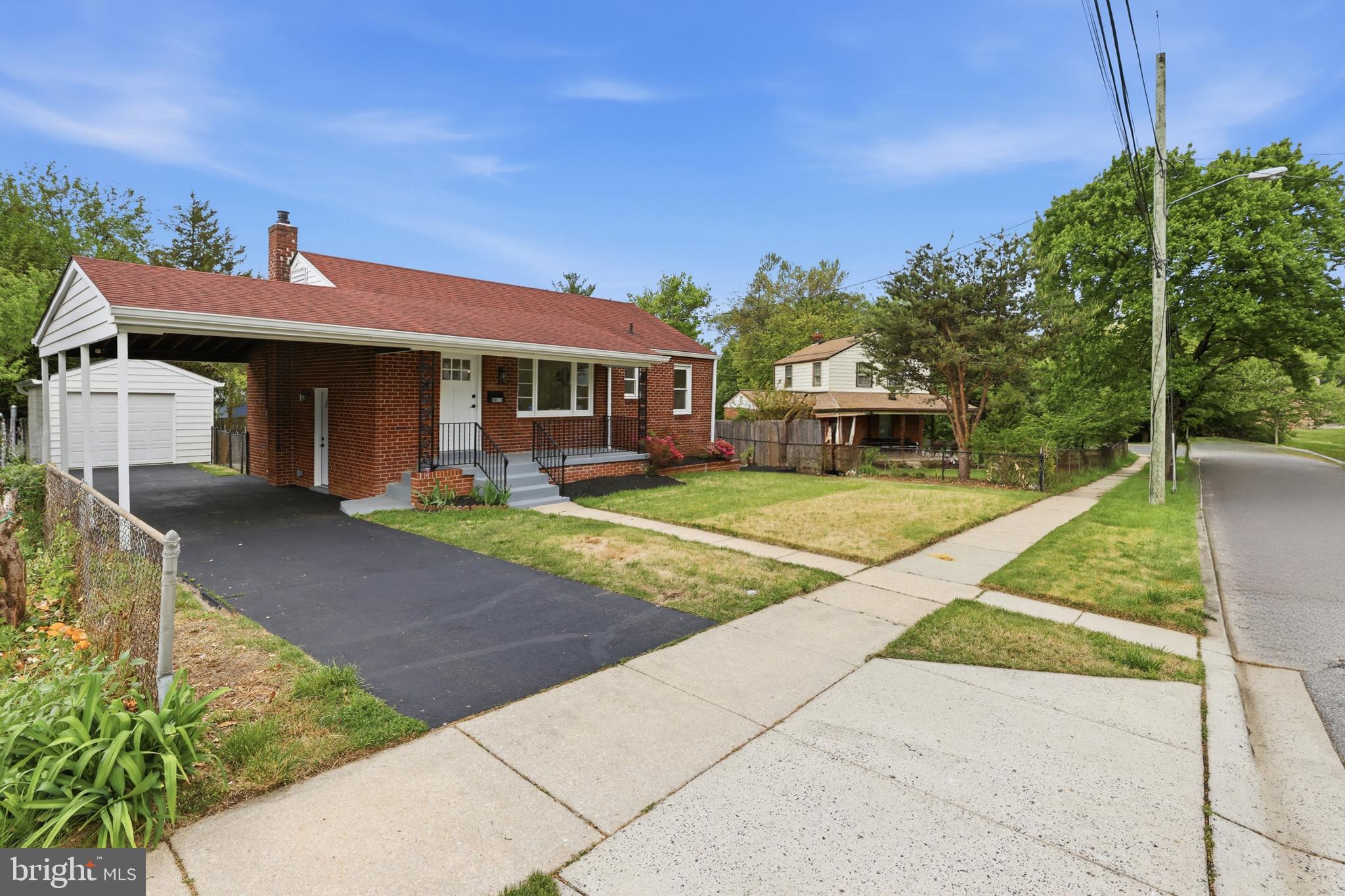 HOLLYWOOD - Residential