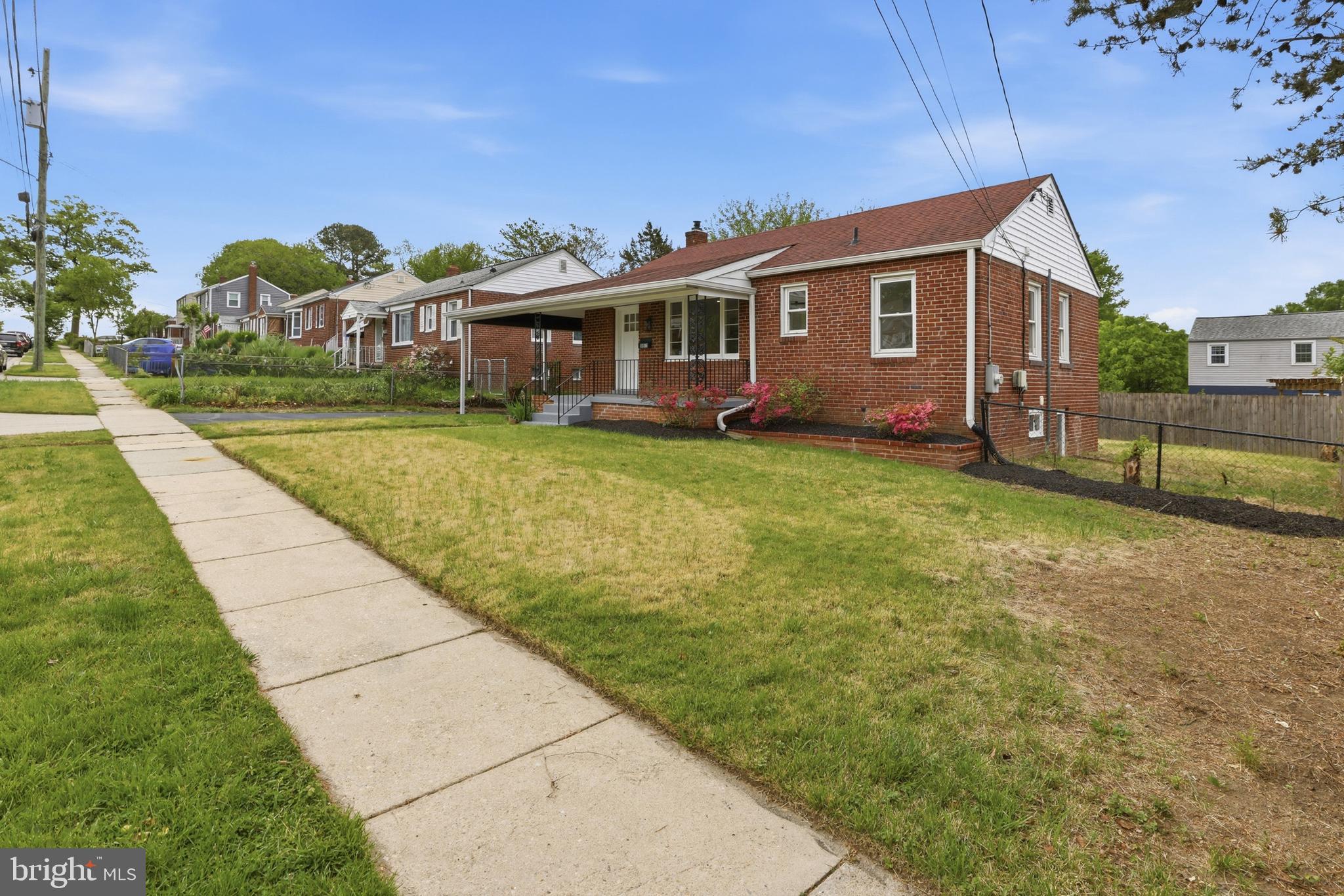 HOLLYWOOD - Residential