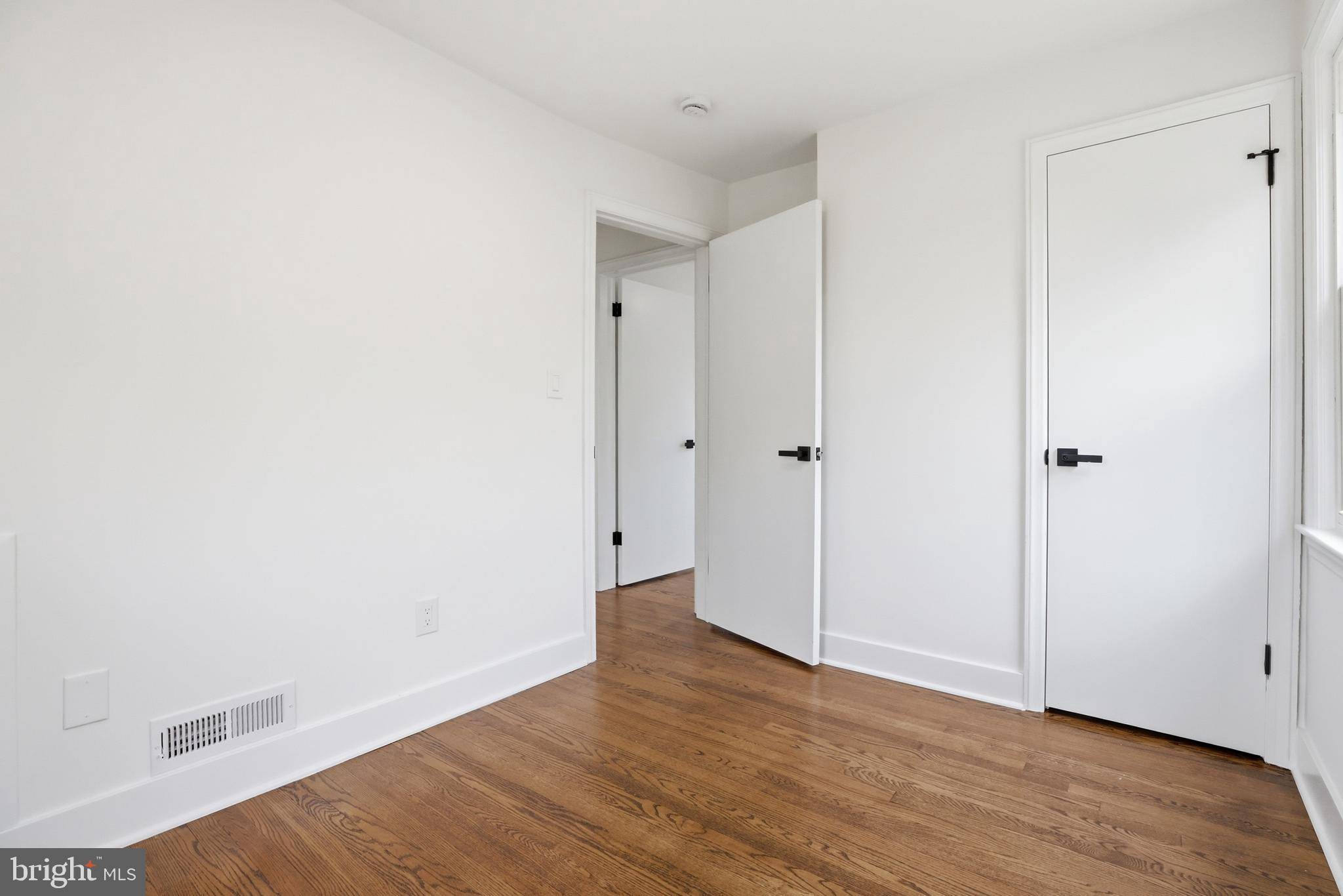 HOLLYWOOD - Residential