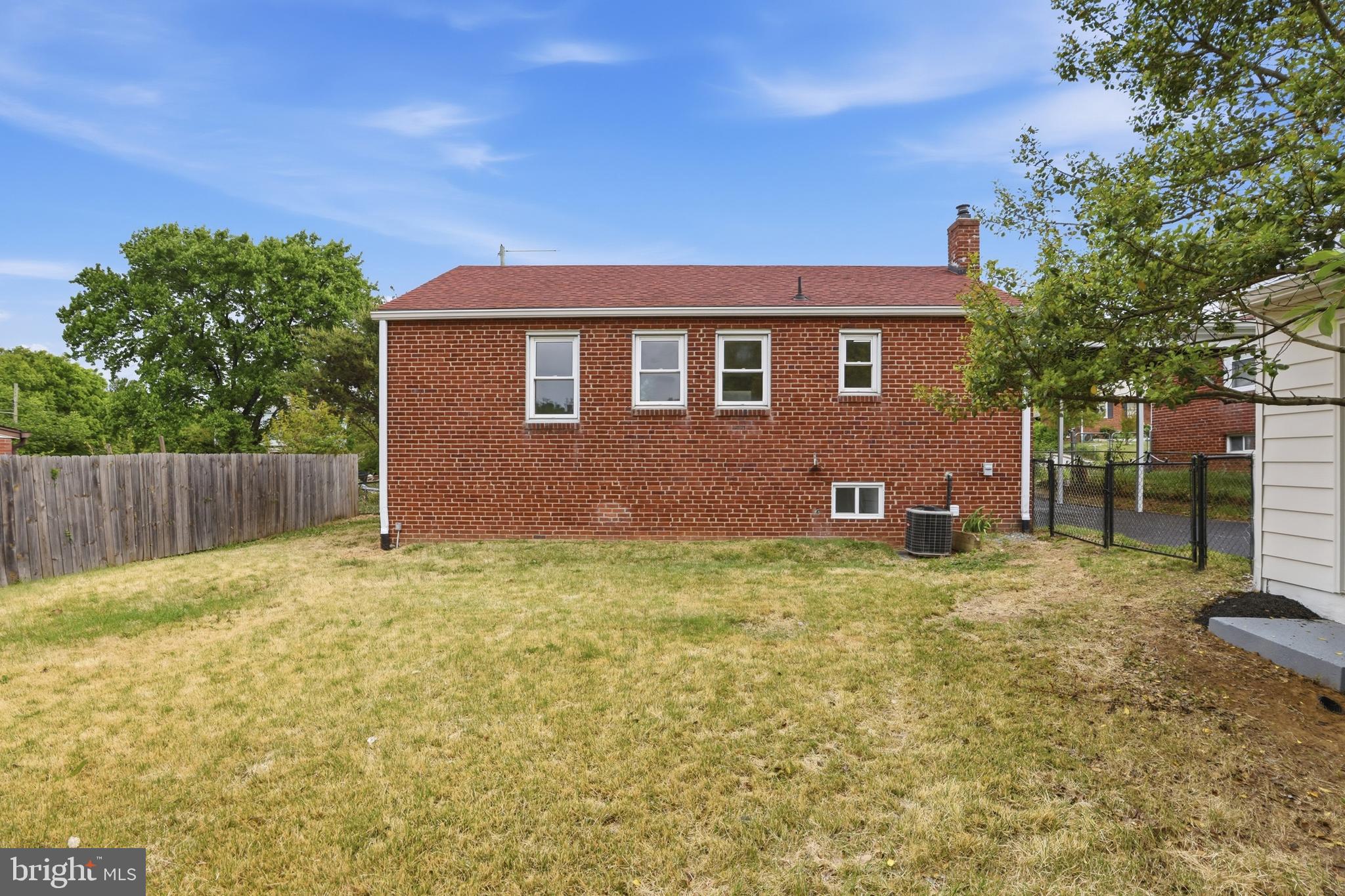 HOLLYWOOD - Residential