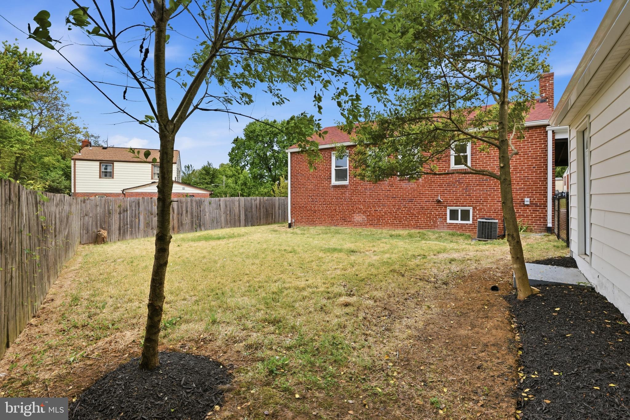 HOLLYWOOD - Residential