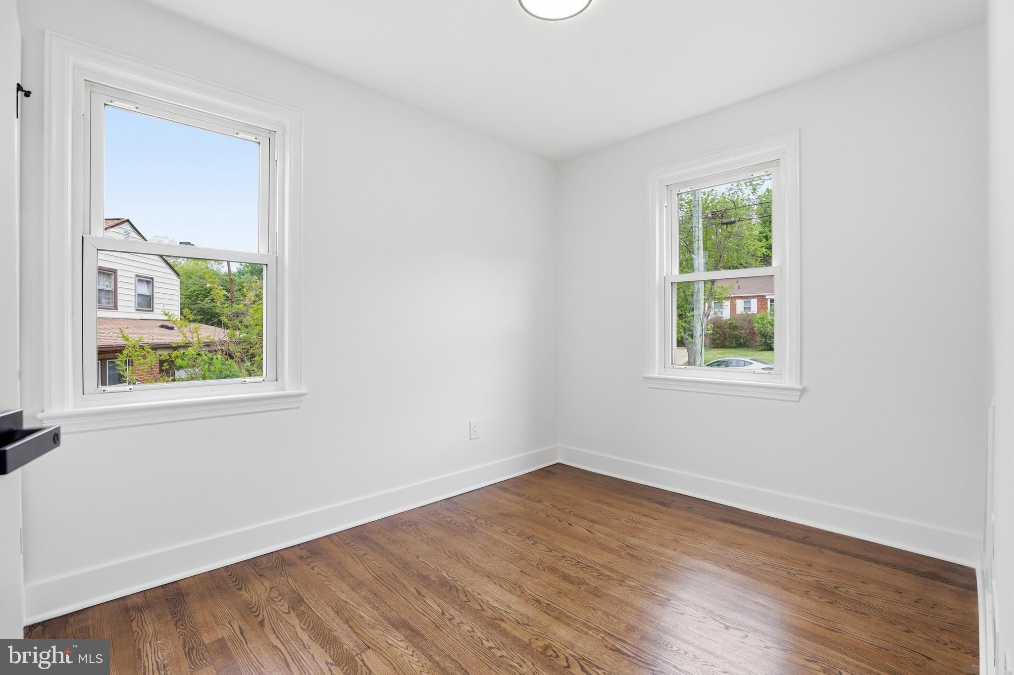 HOLLYWOOD - Residential