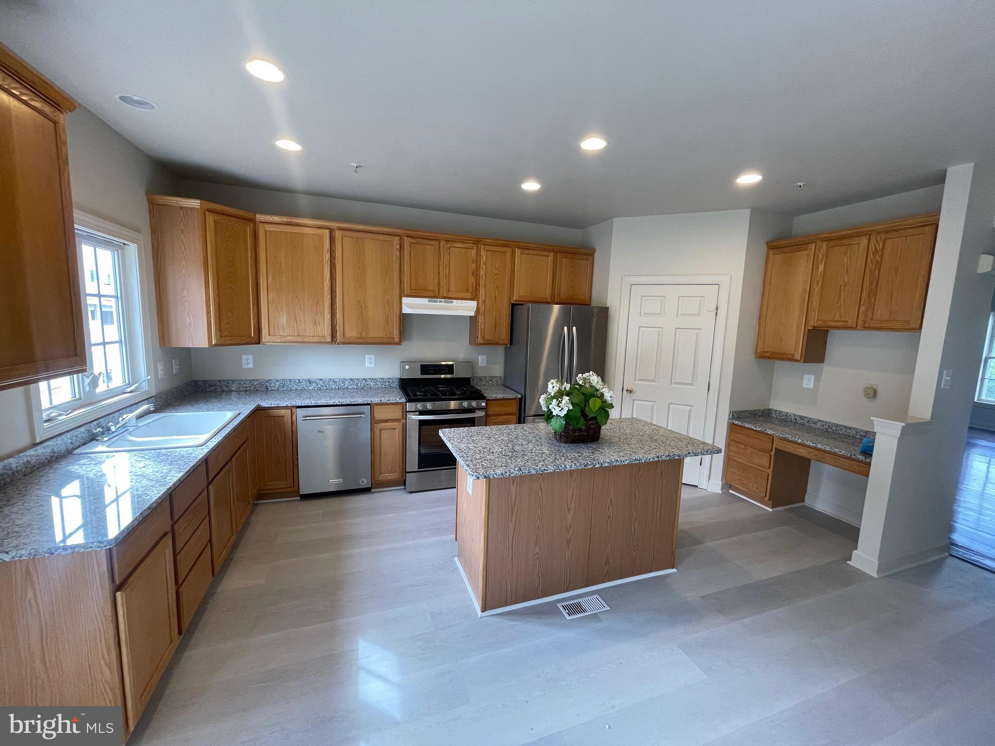 CLARKSBURG RIDGE - Residential Lease