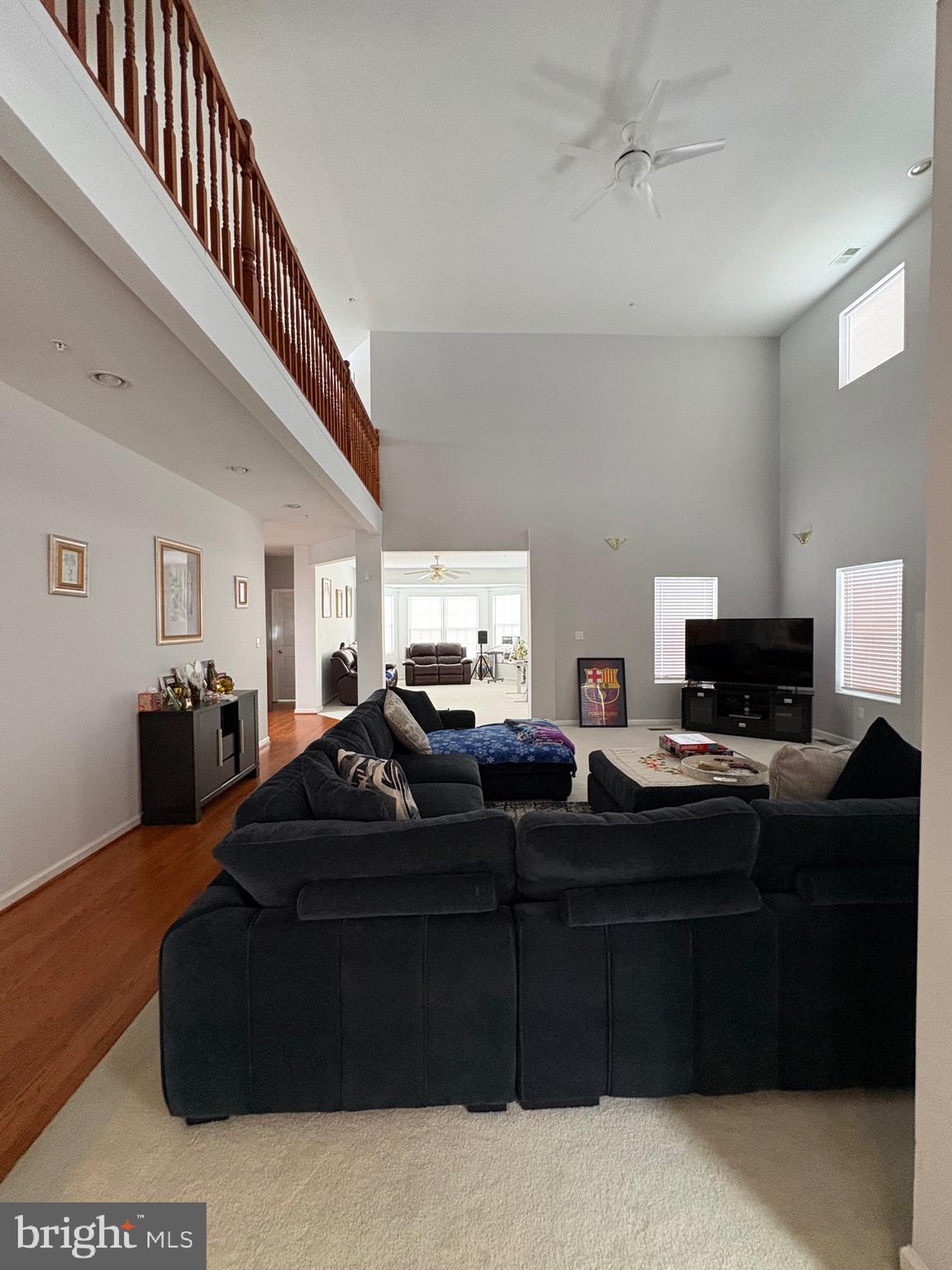 TENT LANDING - Residential