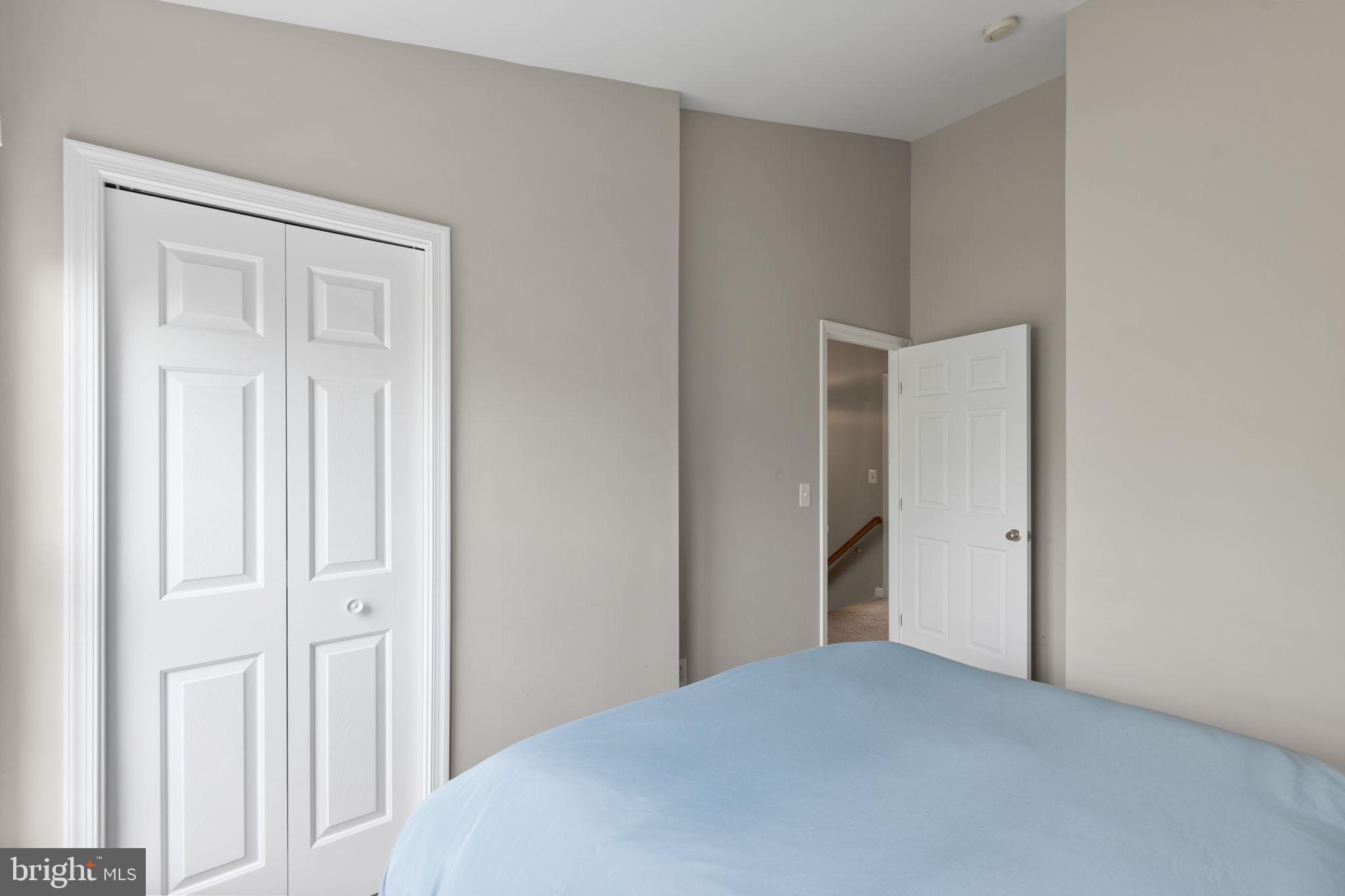 DUKE STREET SQUARE - Residential