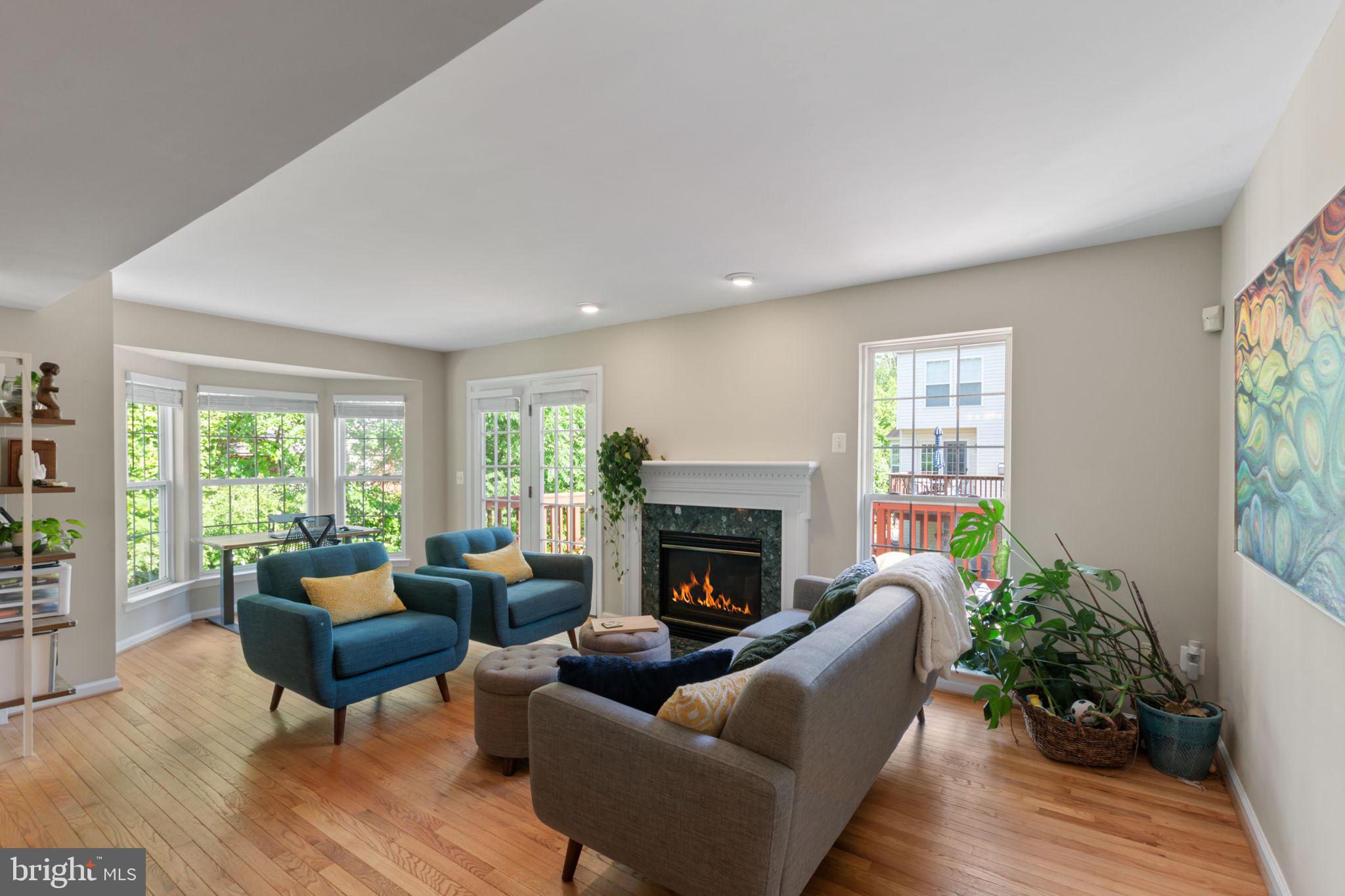 DUKE STREET SQUARE - Residential