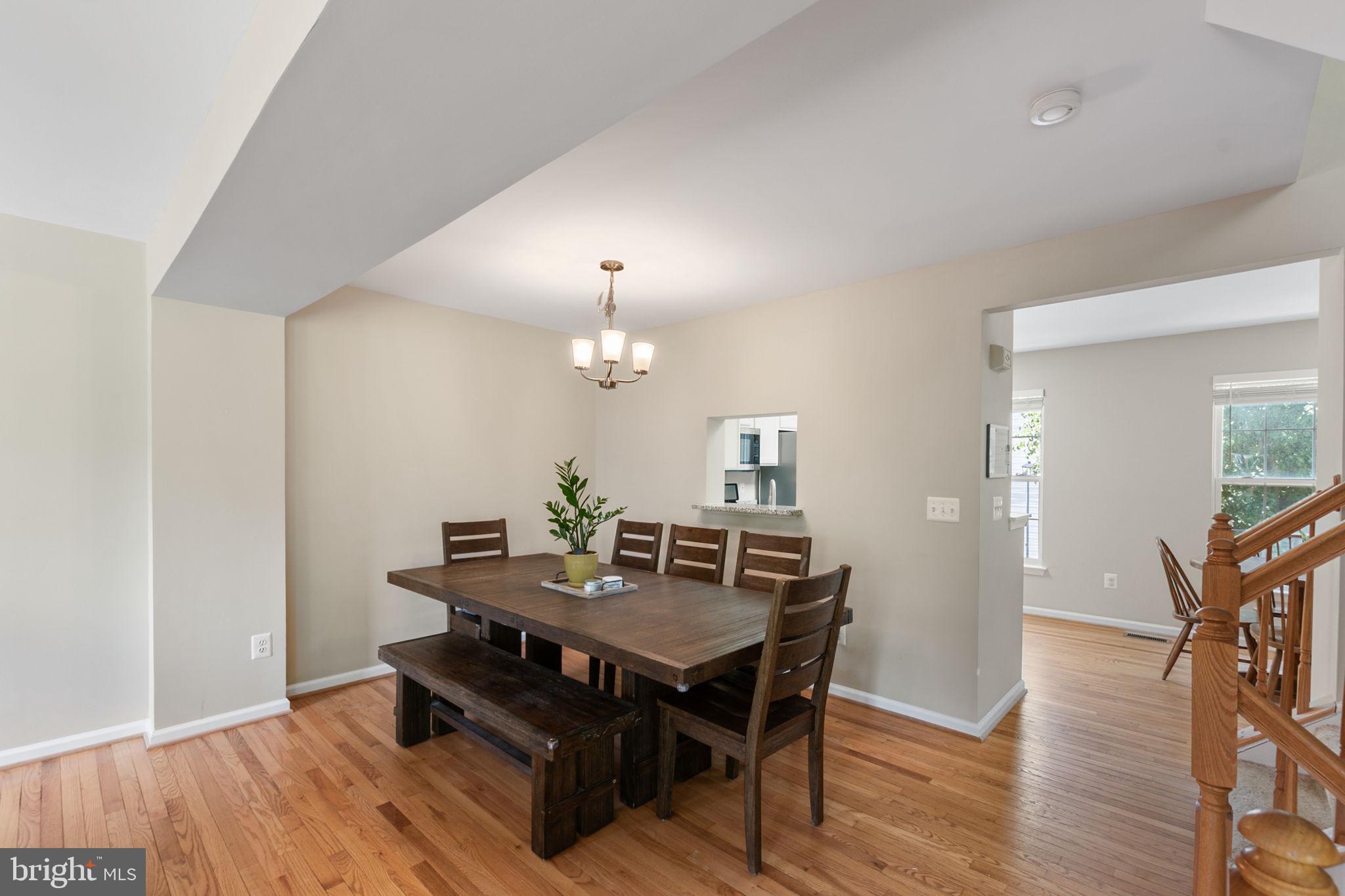 DUKE STREET SQUARE - Residential