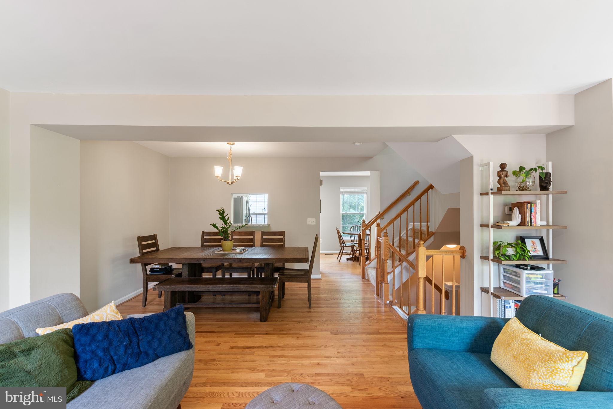 DUKE STREET SQUARE - Residential