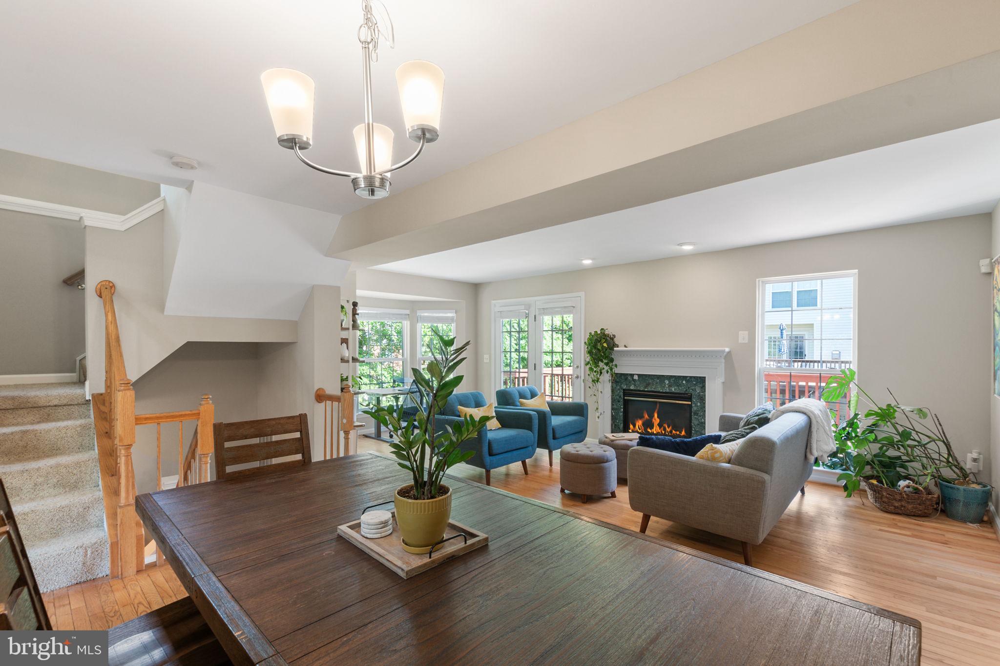 DUKE STREET SQUARE - Residential