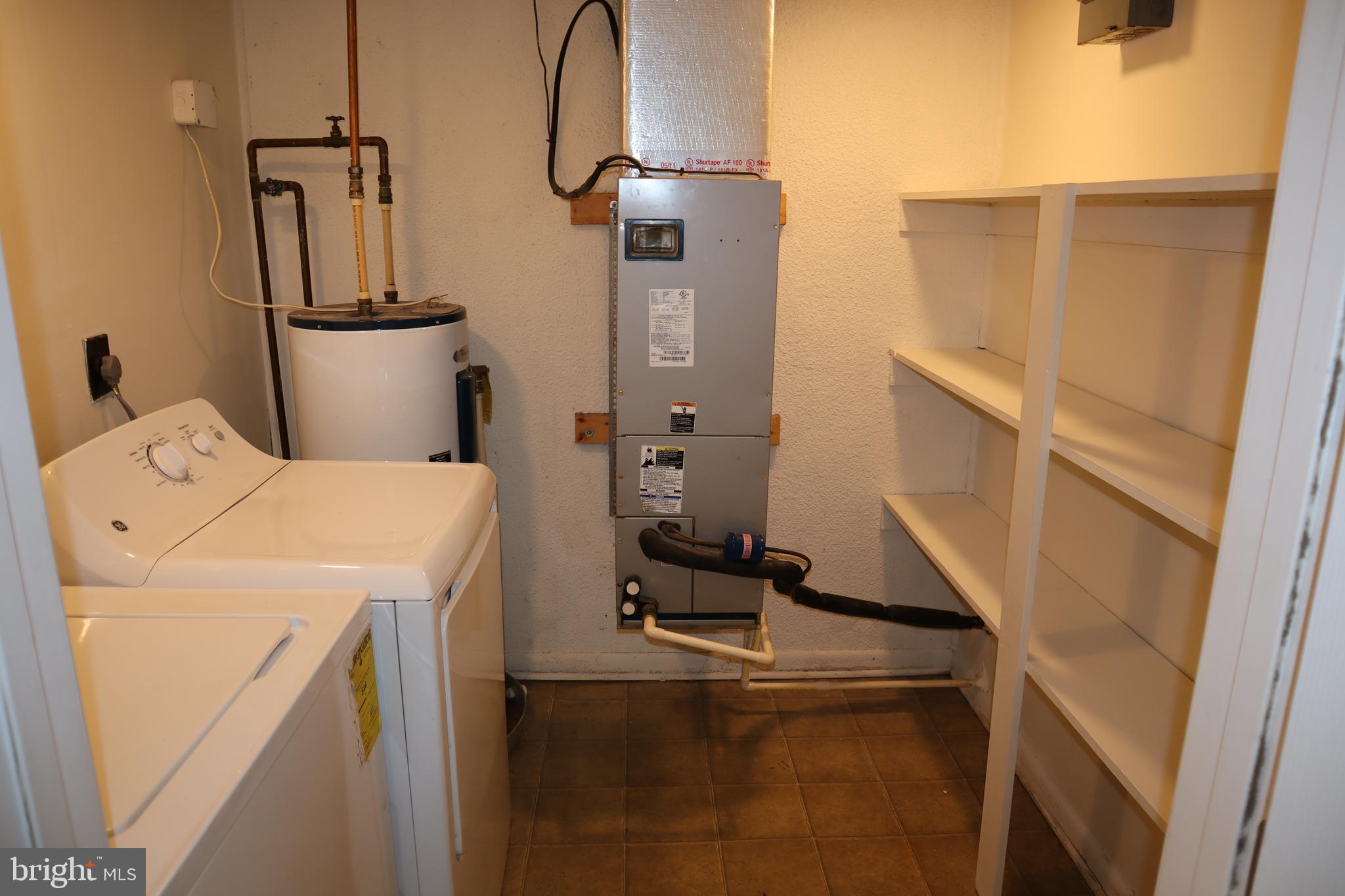 COLONIAL VILLAGE - Residential Lease