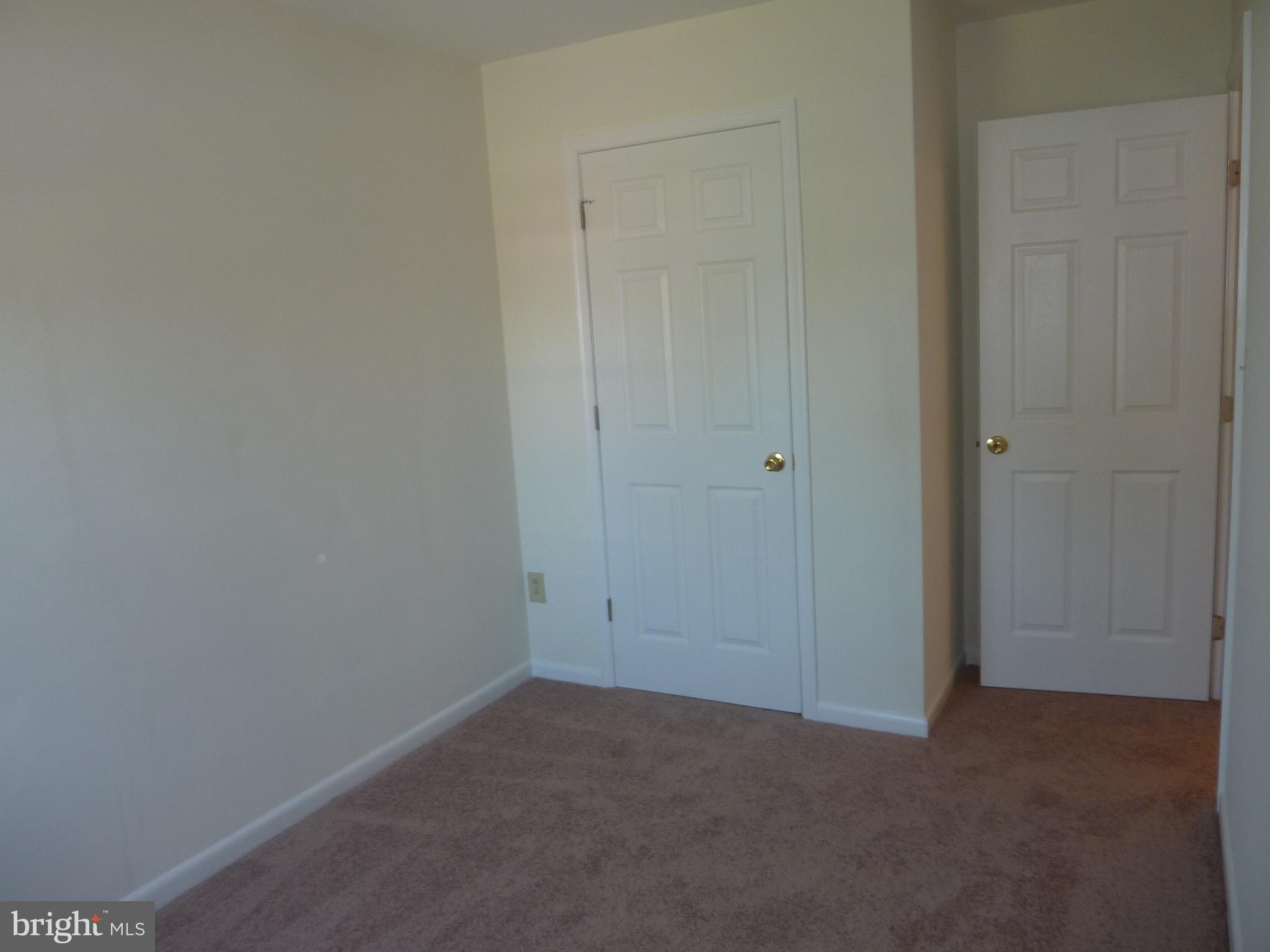 COLONIAL VILLAGE - Residential Lease