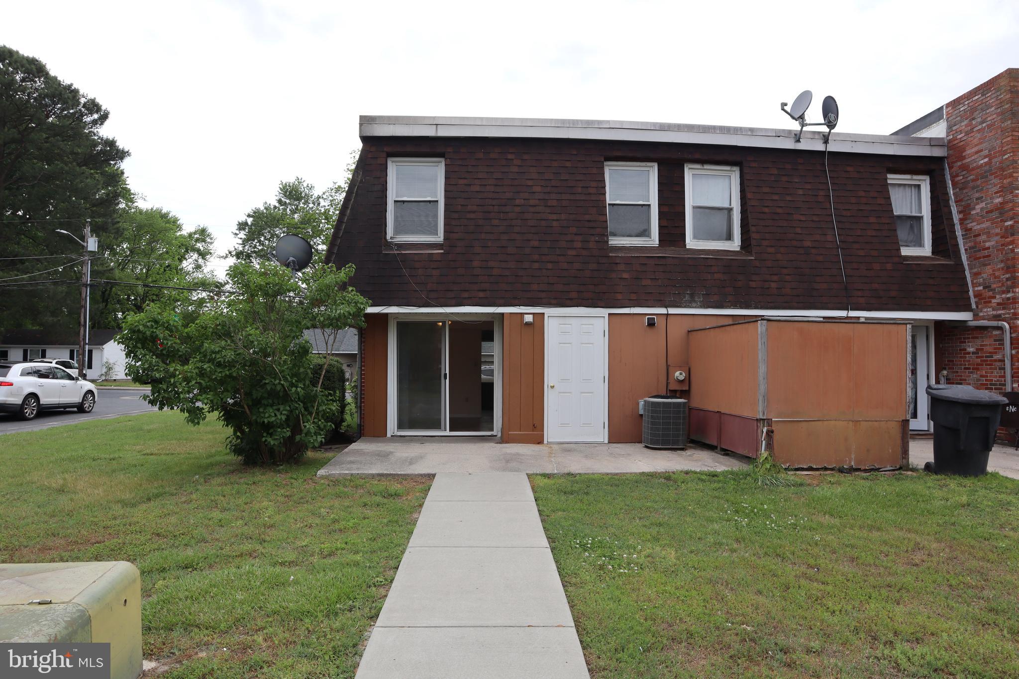 COLONIAL VILLAGE - Residential Lease