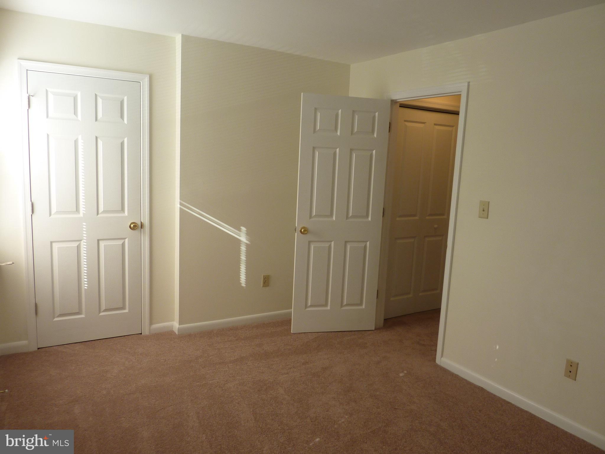 COLONIAL VILLAGE - Residential Lease