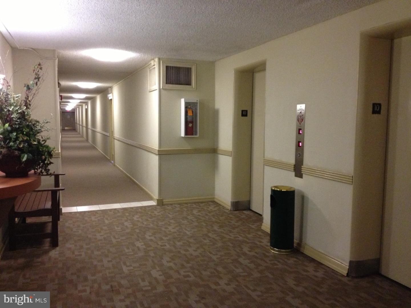 RADNOR HOUSE - Residential Lease