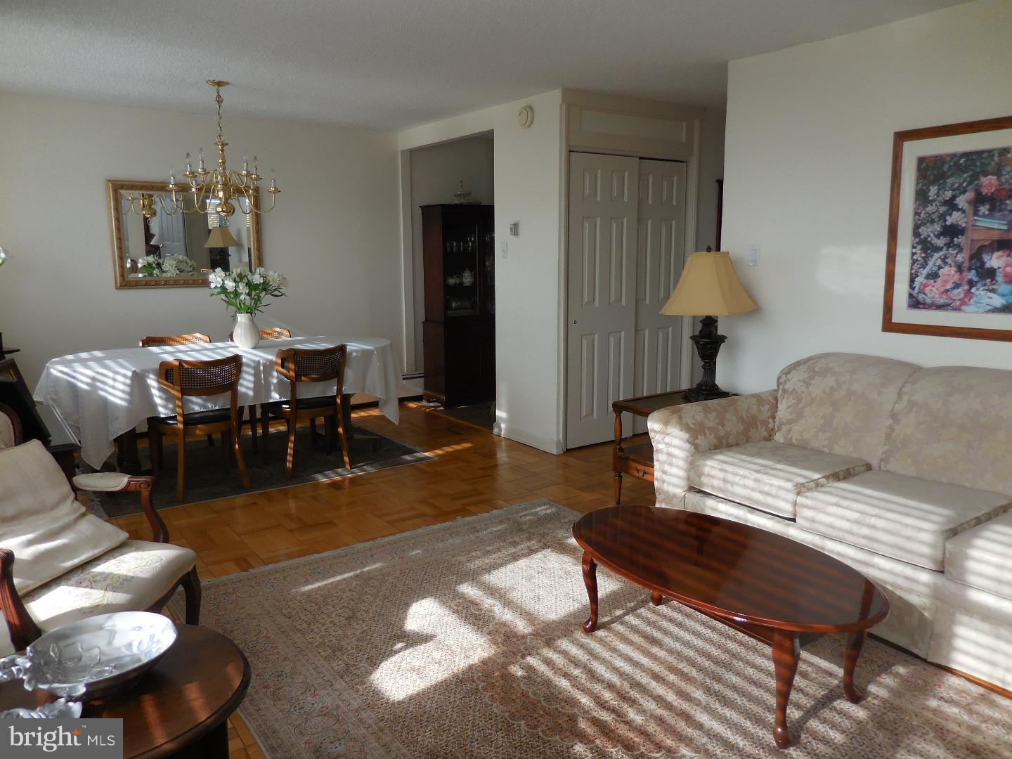 RADNOR HOUSE - Residential Lease