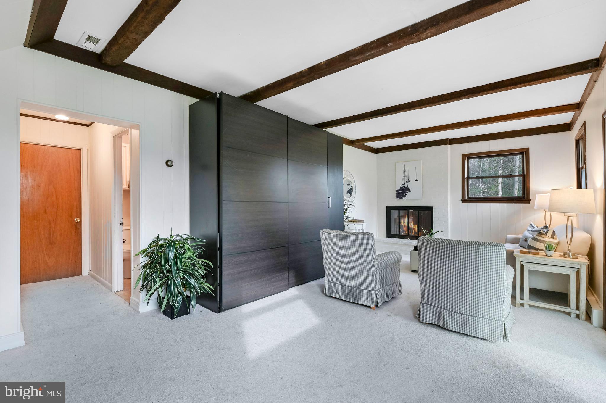 LOCH HAVEN - Residential