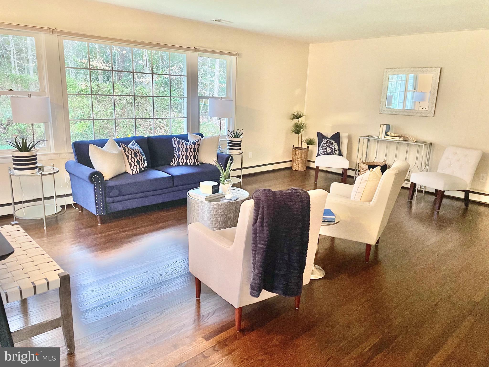 LOCH HAVEN - Residential