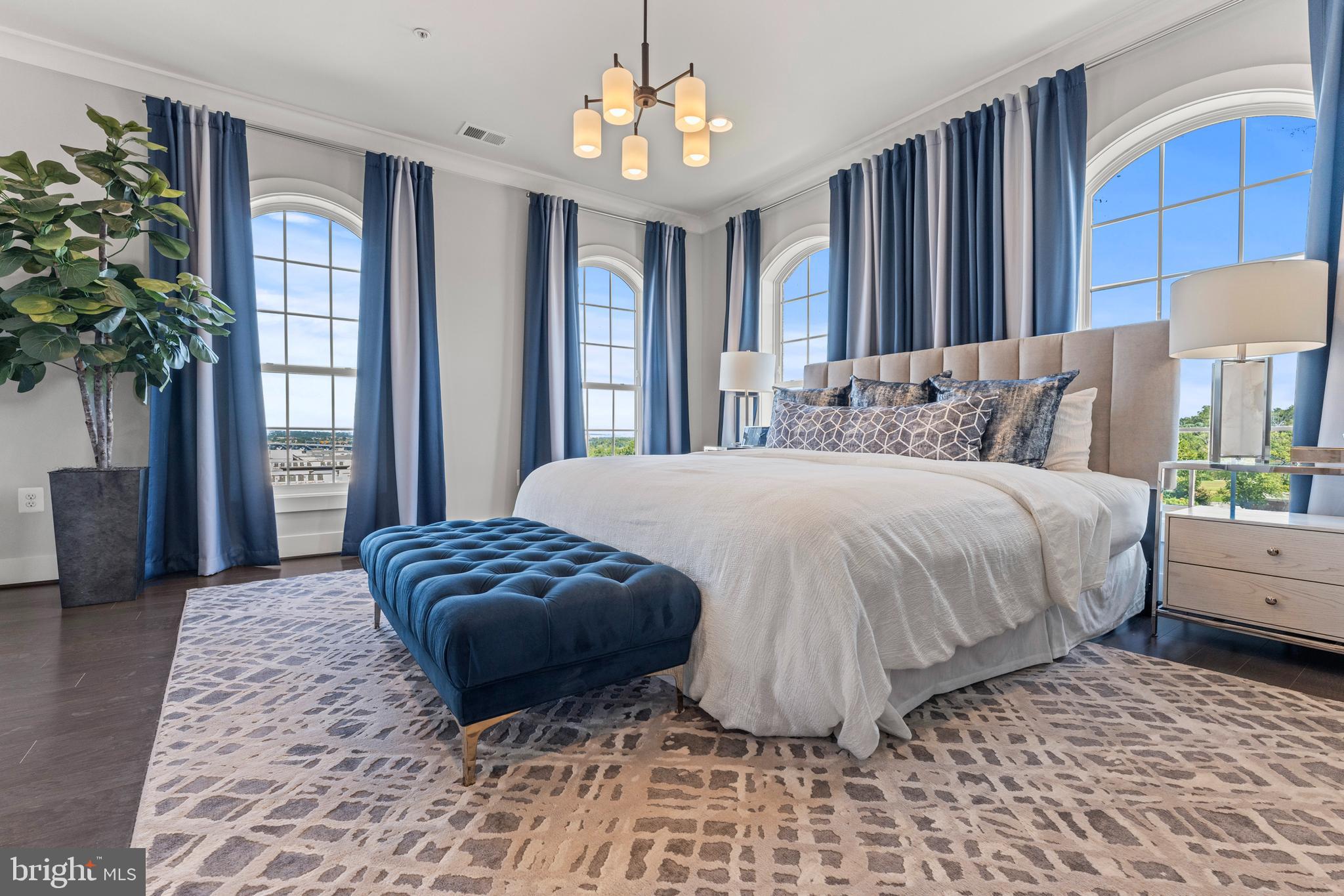 POTOMAC OVERLOOK - Residential