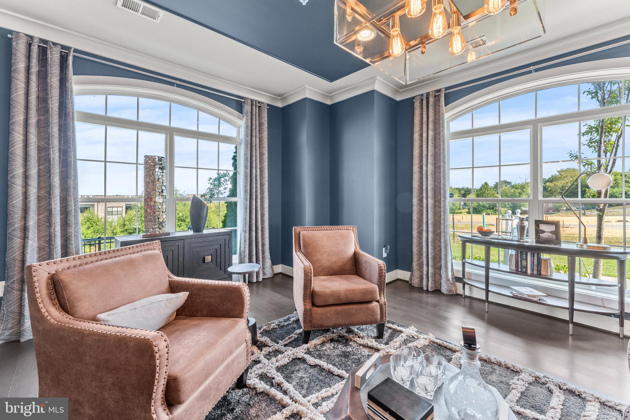 POTOMAC OVERLOOK - Residential