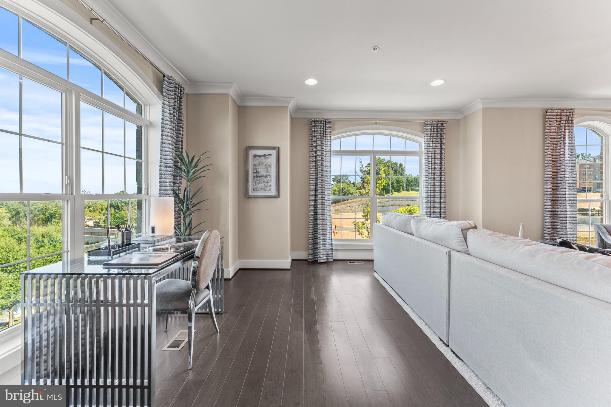 POTOMAC OVERLOOK - Residential