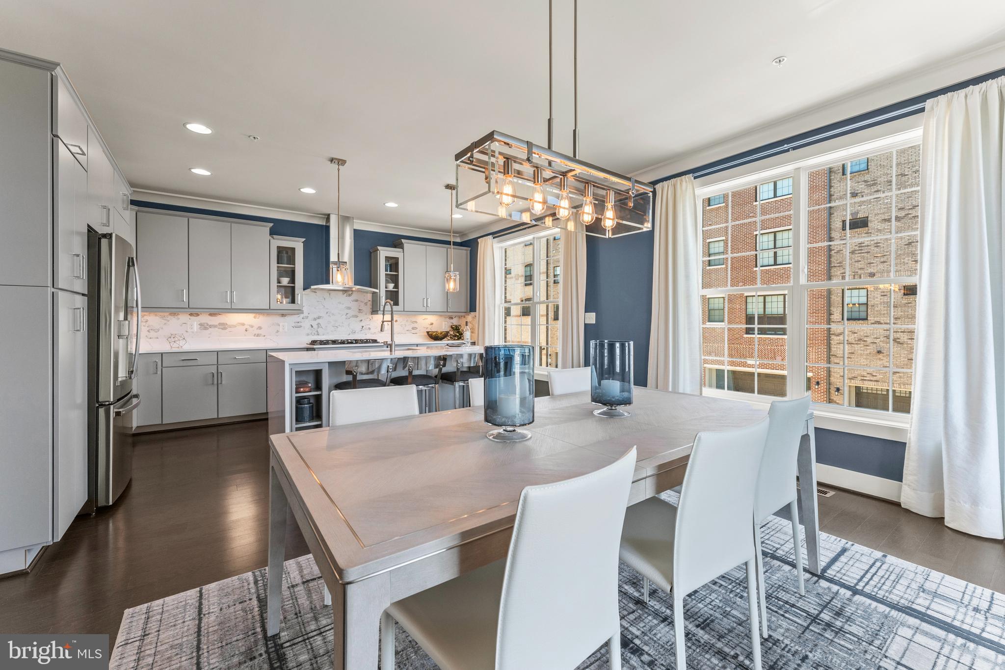 POTOMAC OVERLOOK - Residential