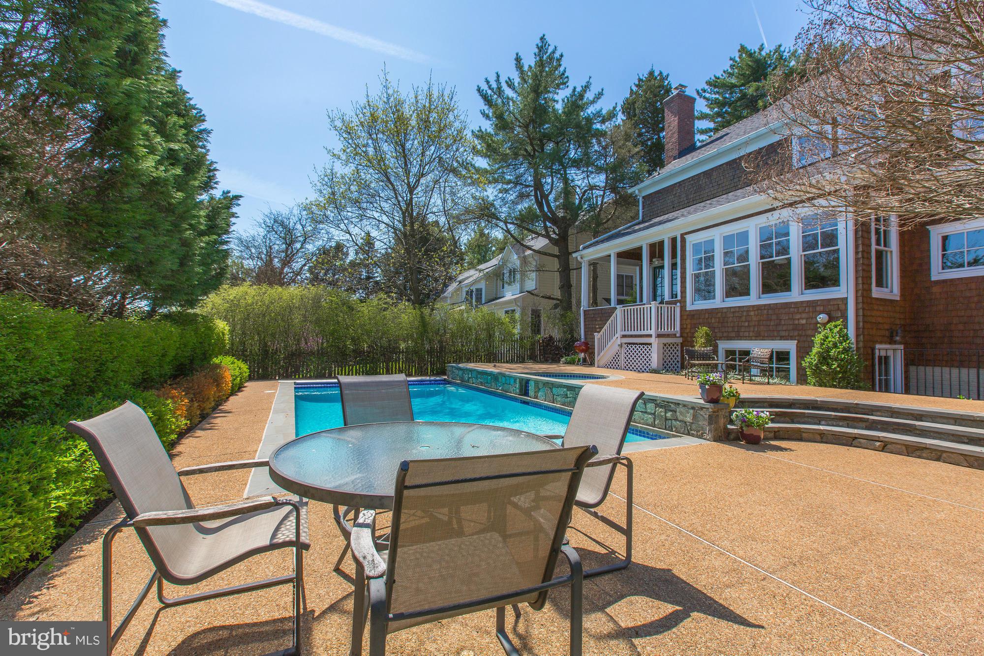 LANGLEY FARMS - Residential