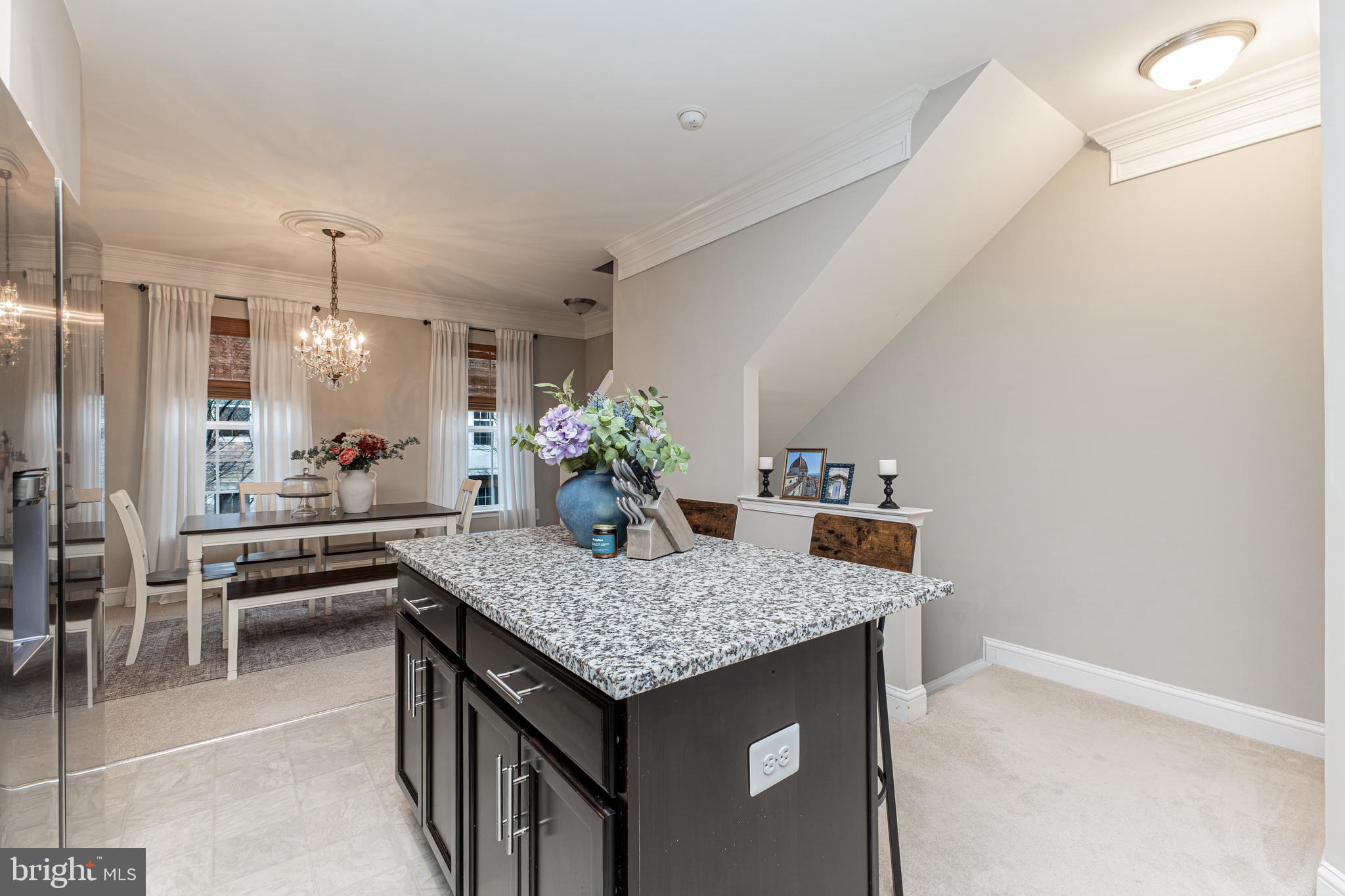 TRIANGLE HIGHLANDS CONDO - Residential