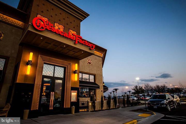 TRIANGLE HIGHLANDS CONDO - Residential