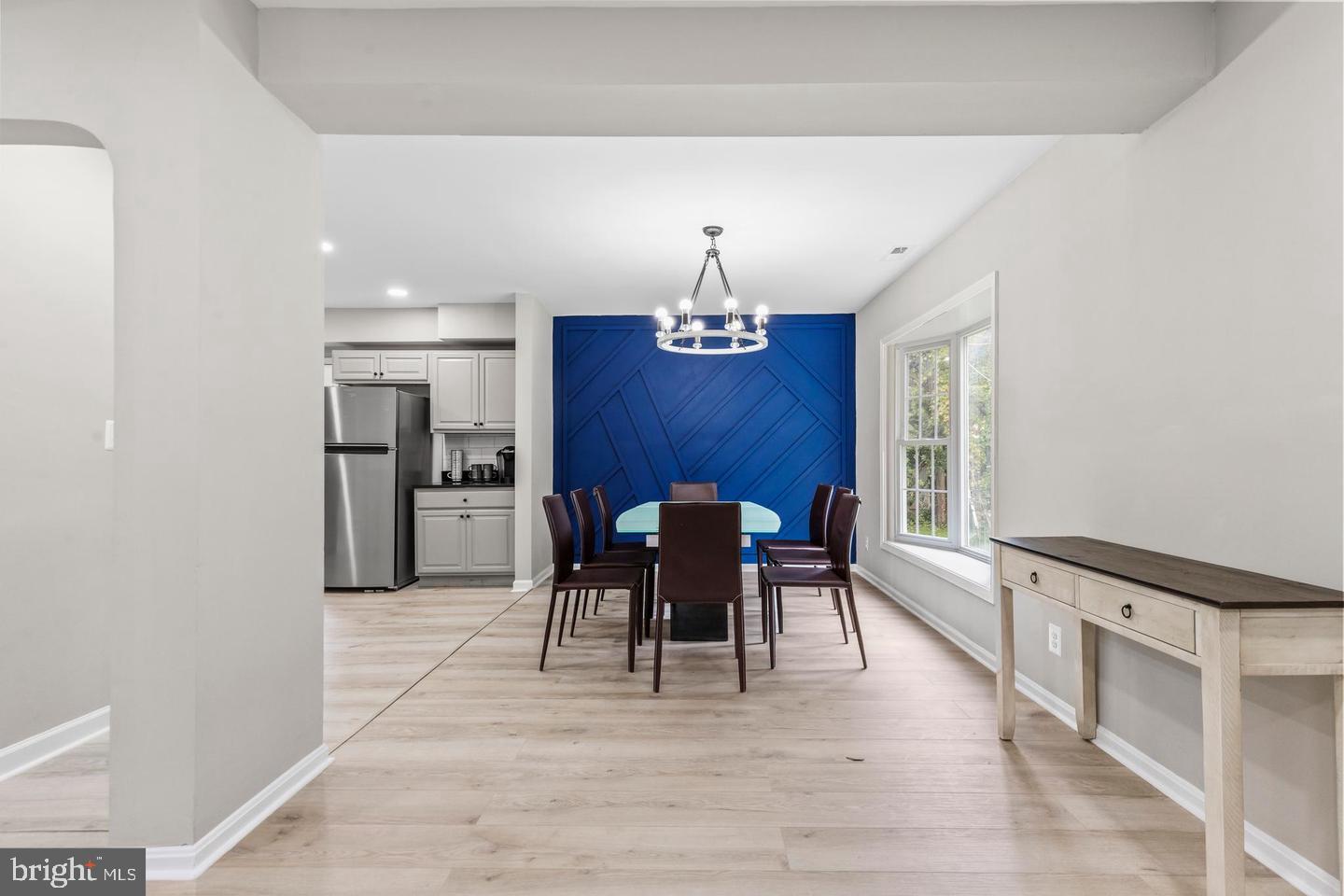 HILLWOOD - Residential Lease