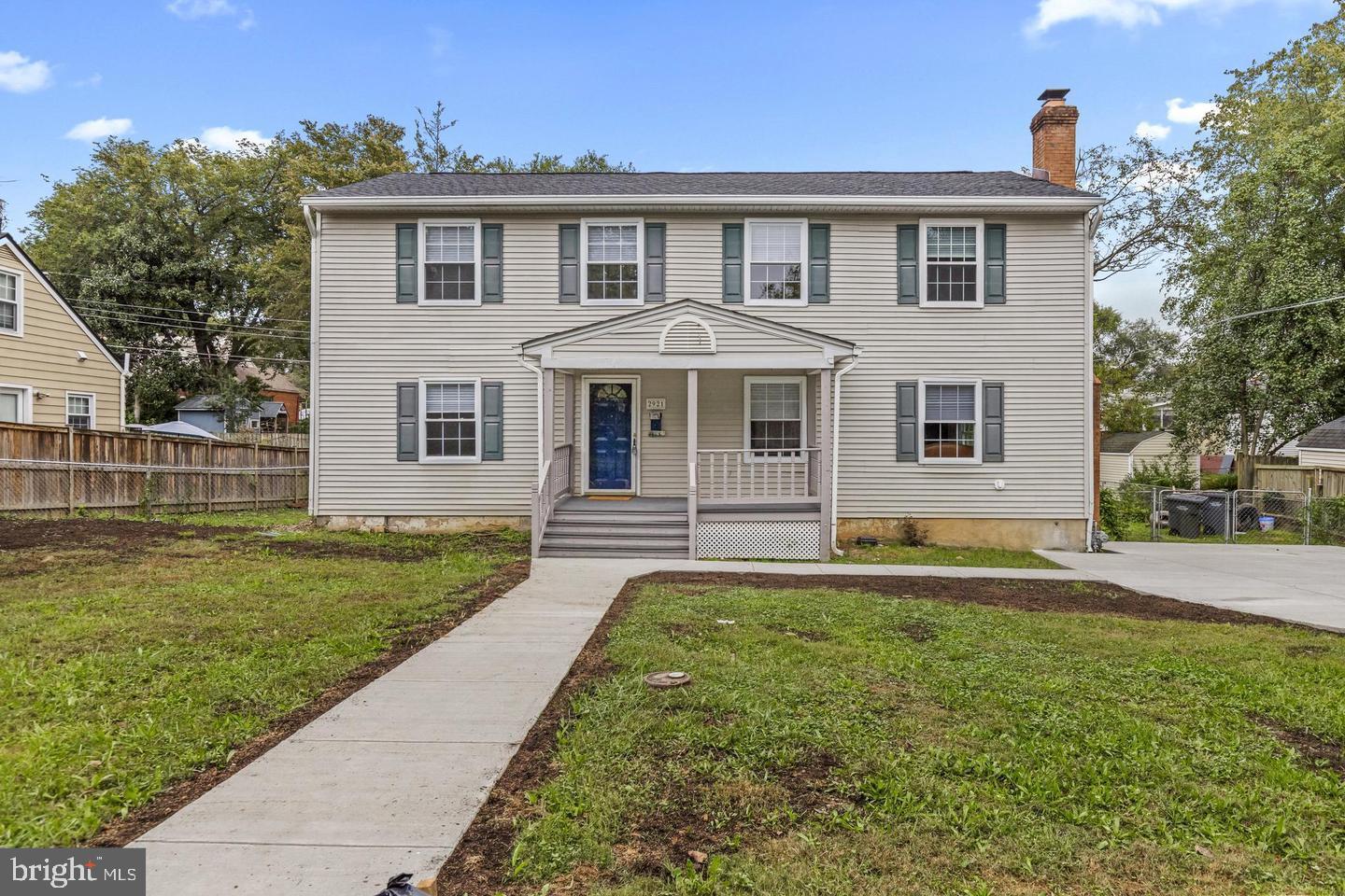 HILLWOOD - Residential Lease