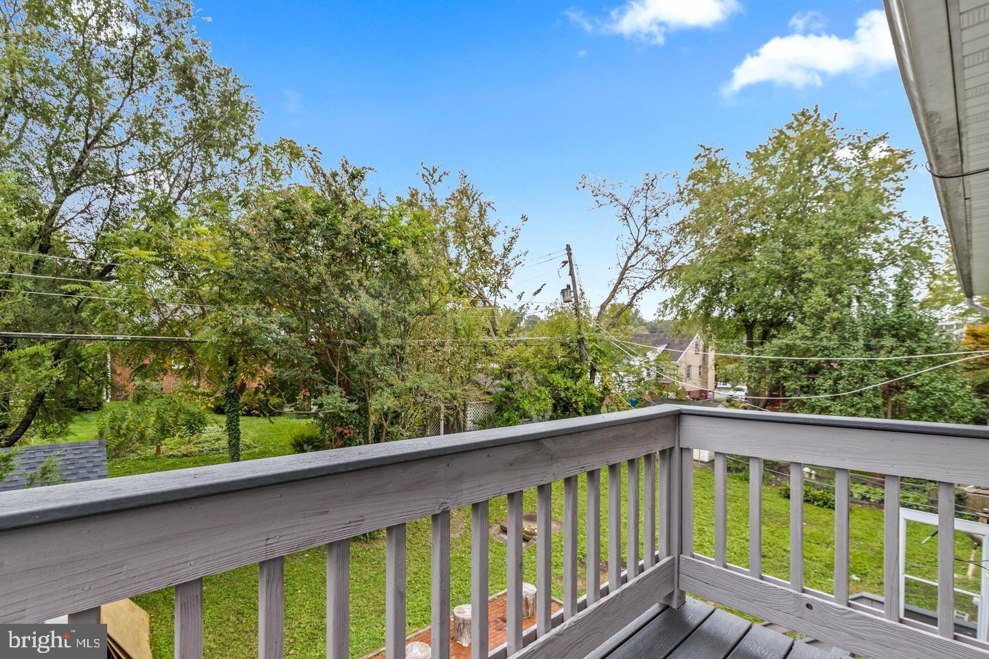 HILLWOOD - Residential Lease