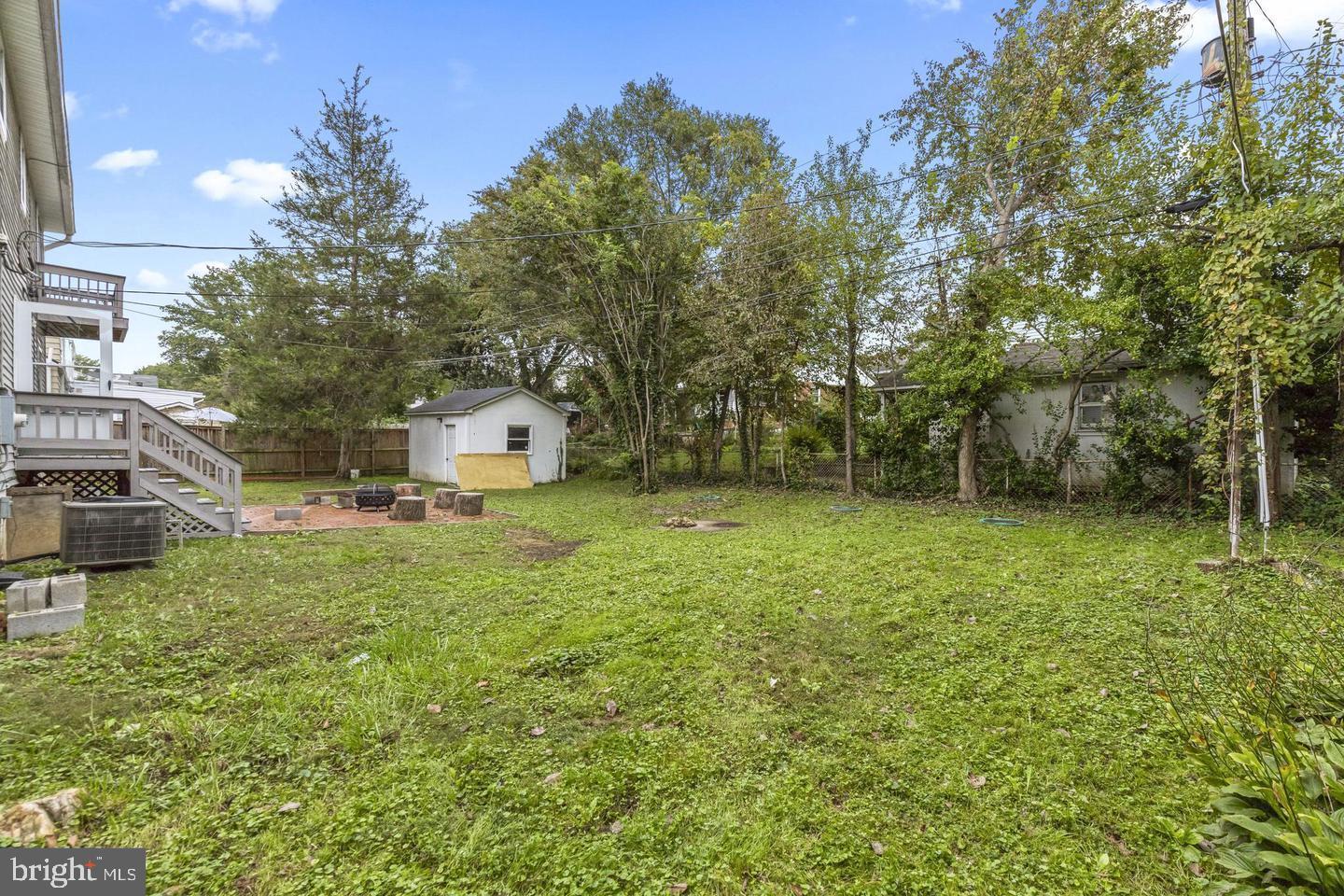 HILLWOOD - Residential Lease