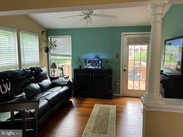 BRENTWOOD PARK - Residential