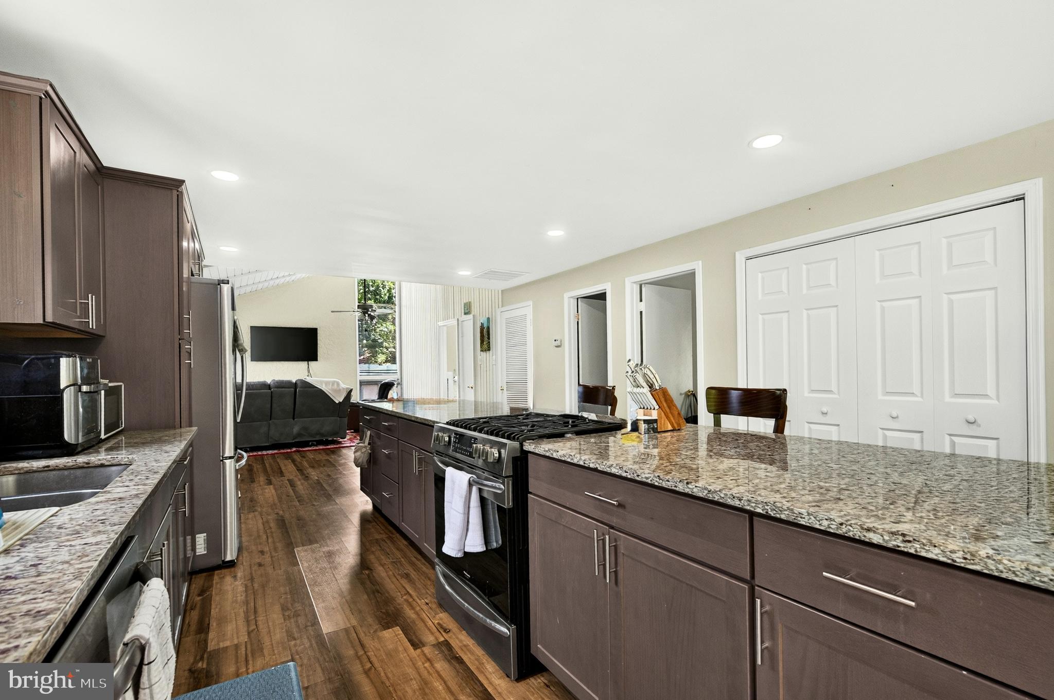 160 MAGNOLIA ROAD