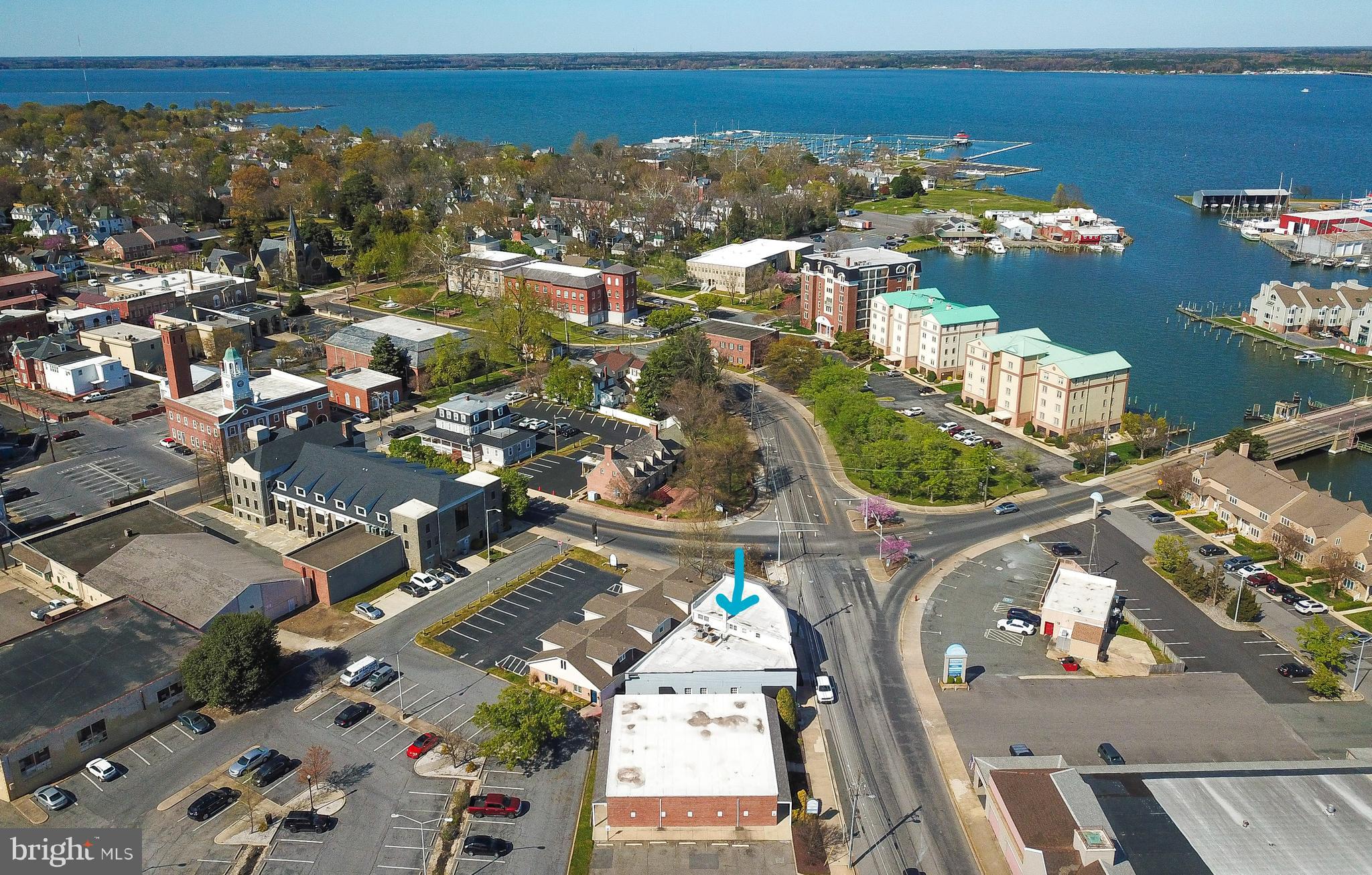 CAMBRIDGE - Commercial Sale