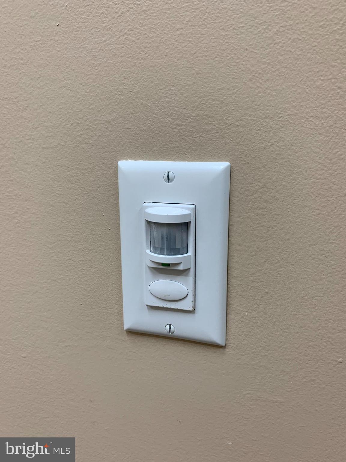 CAMBRIDGE - Commercial Sale