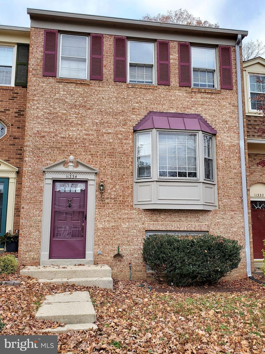 Available immediately, this spacious 3 bedroom townhouse with 2 full and 2 half bathrooms is ready for new tenants. New water-proof flooring has been installed, the decorative hardwood in the family room and dining room has been refinished, and new kitchen appliances and washer and dryer have just been installed. Painting and other updates have been made throughout the house. In addition to convenient access to the many Lake Ridge amenities, there is convenient access to public transportation and commuter routes. More pictures to follow.