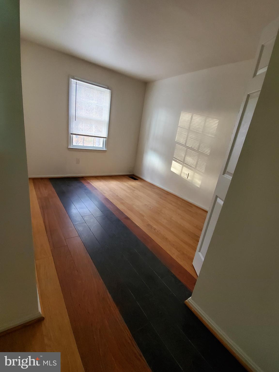 LAKE RIDGE - Residential Lease