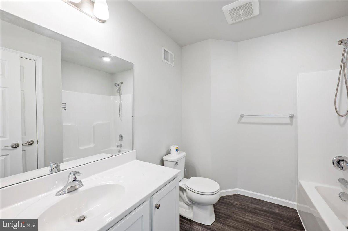 BAYBERRY CROSSING - Residential