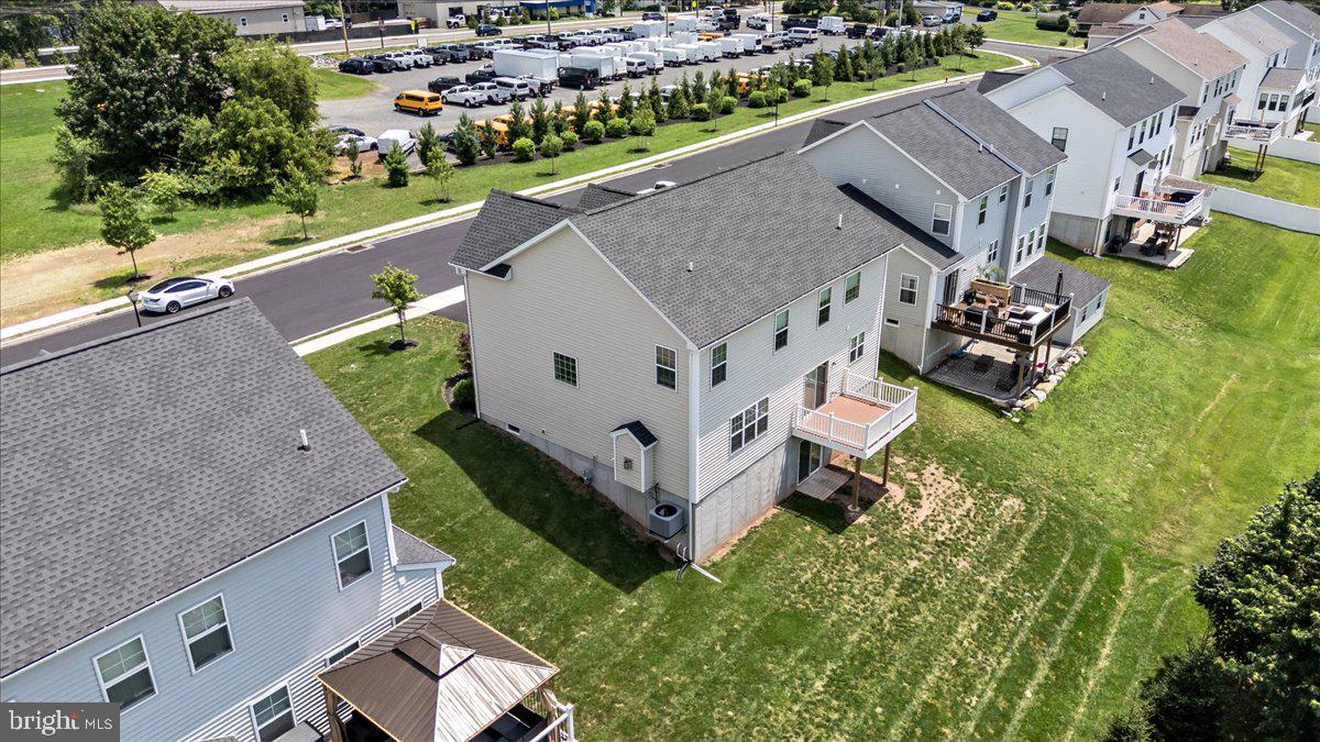 BAYBERRY CROSSING - Residential