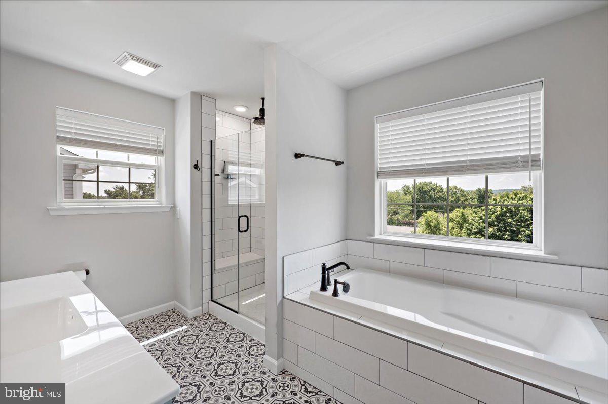 BAYBERRY CROSSING - Residential