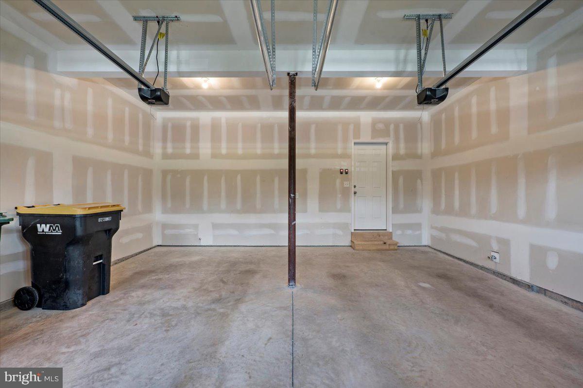 BAYBERRY CROSSING - Residential