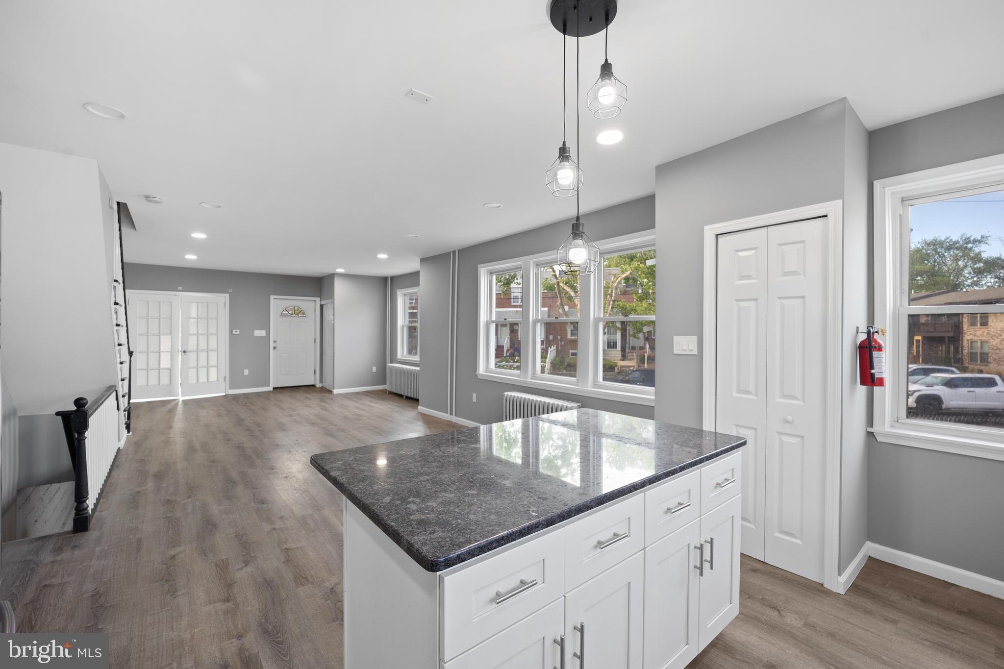 4600 HIGHLAND AVENUE
