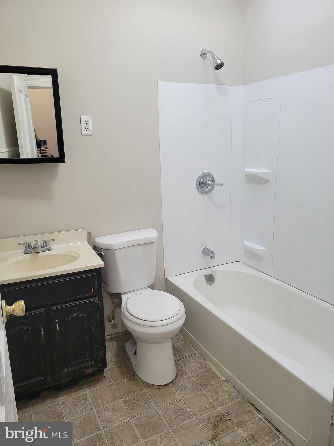 WASHINGTON VILLAGE - Residential